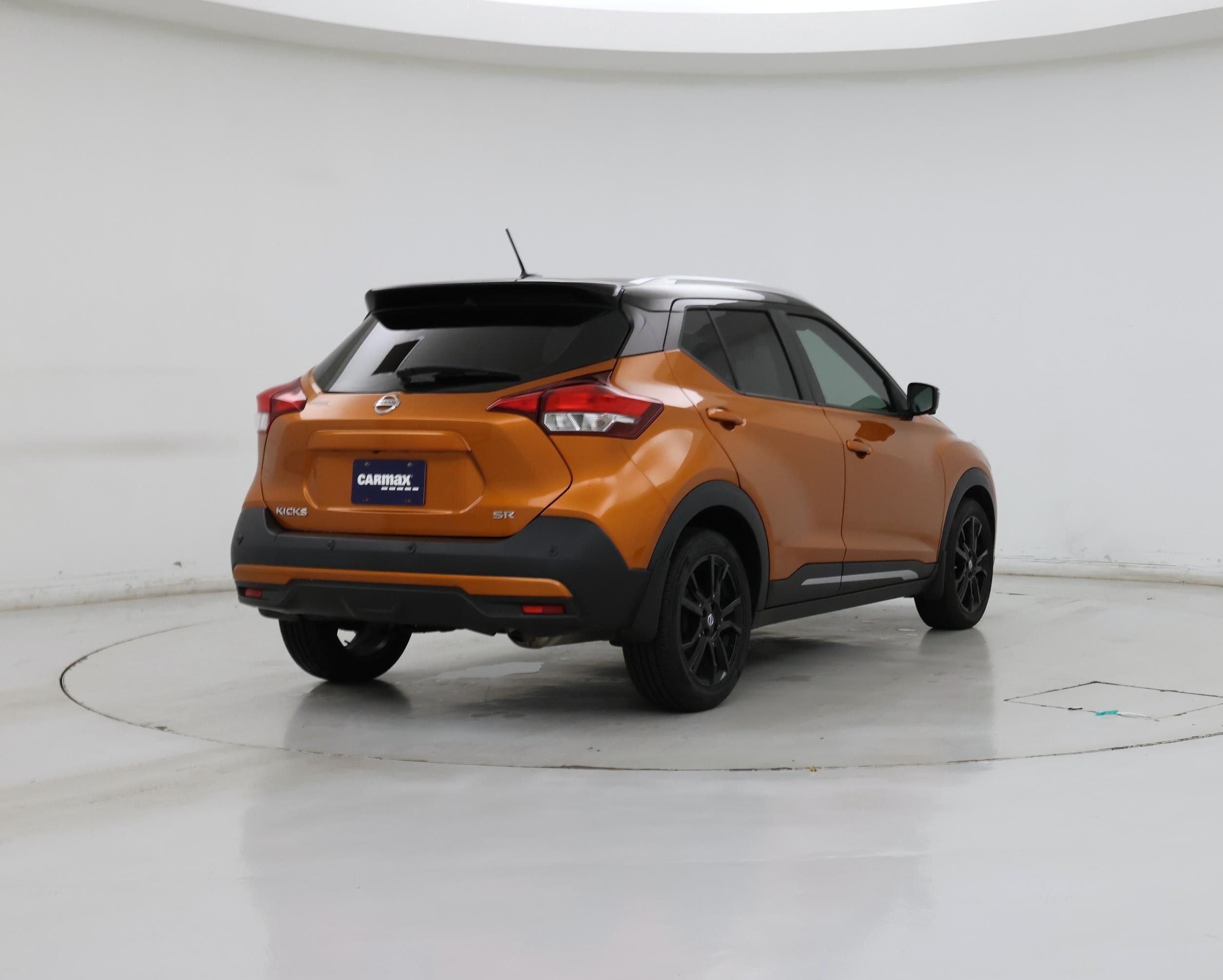Thumbnail: 2020 Nissan Kicks - 8