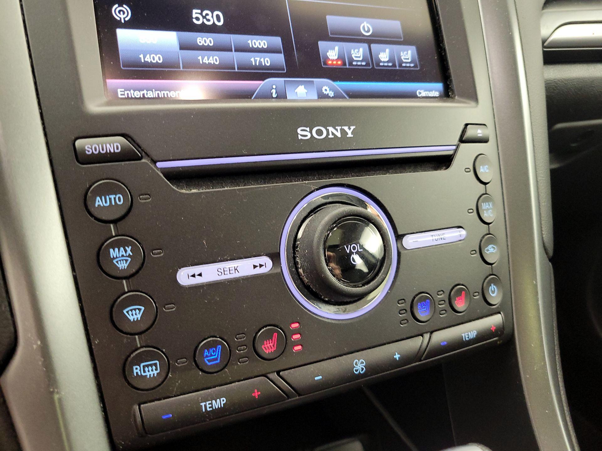 Thumbnail: 2016 Ford Fusion - 16