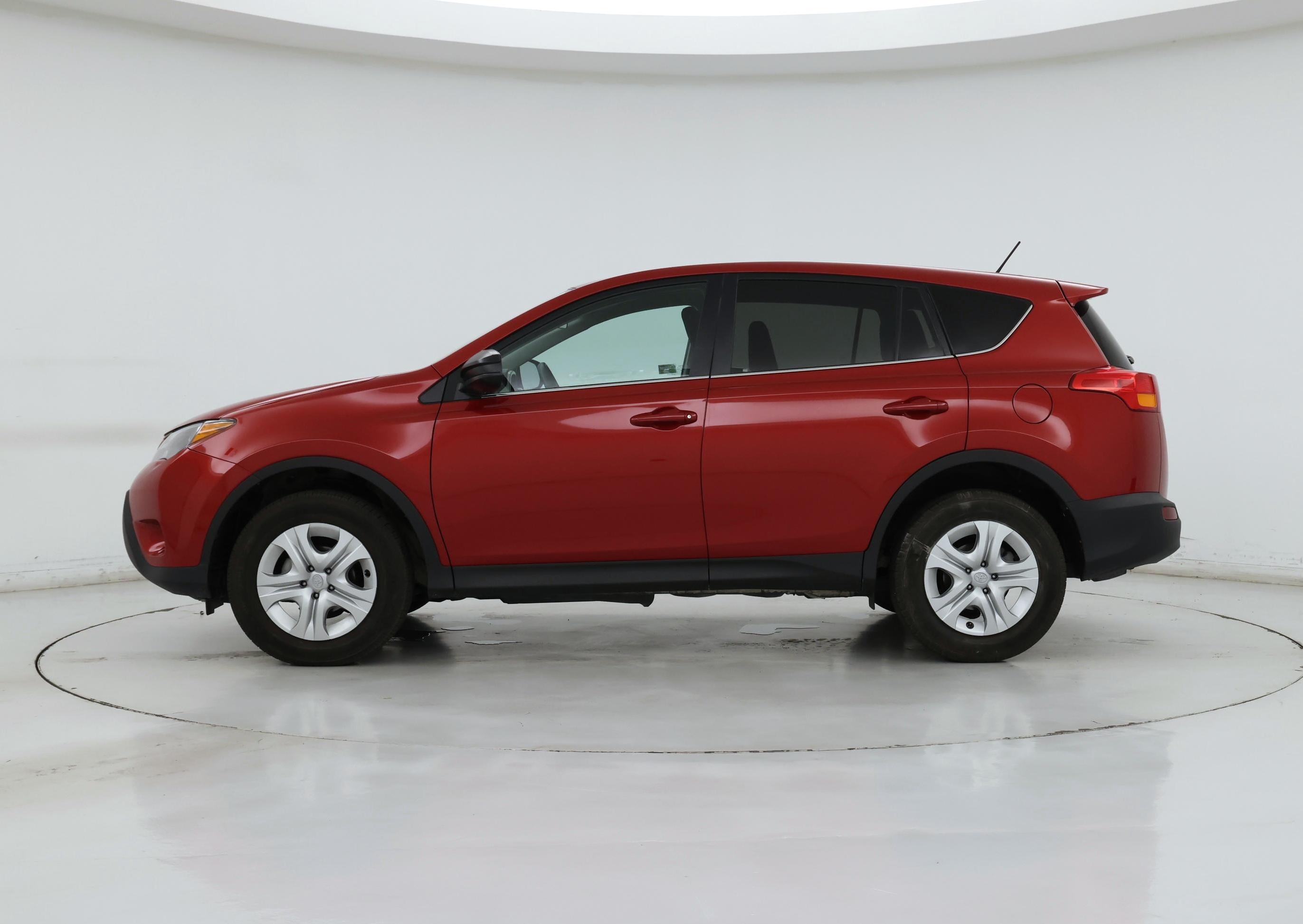 Thumbnail: 2015 Toyota RAV4 - 3