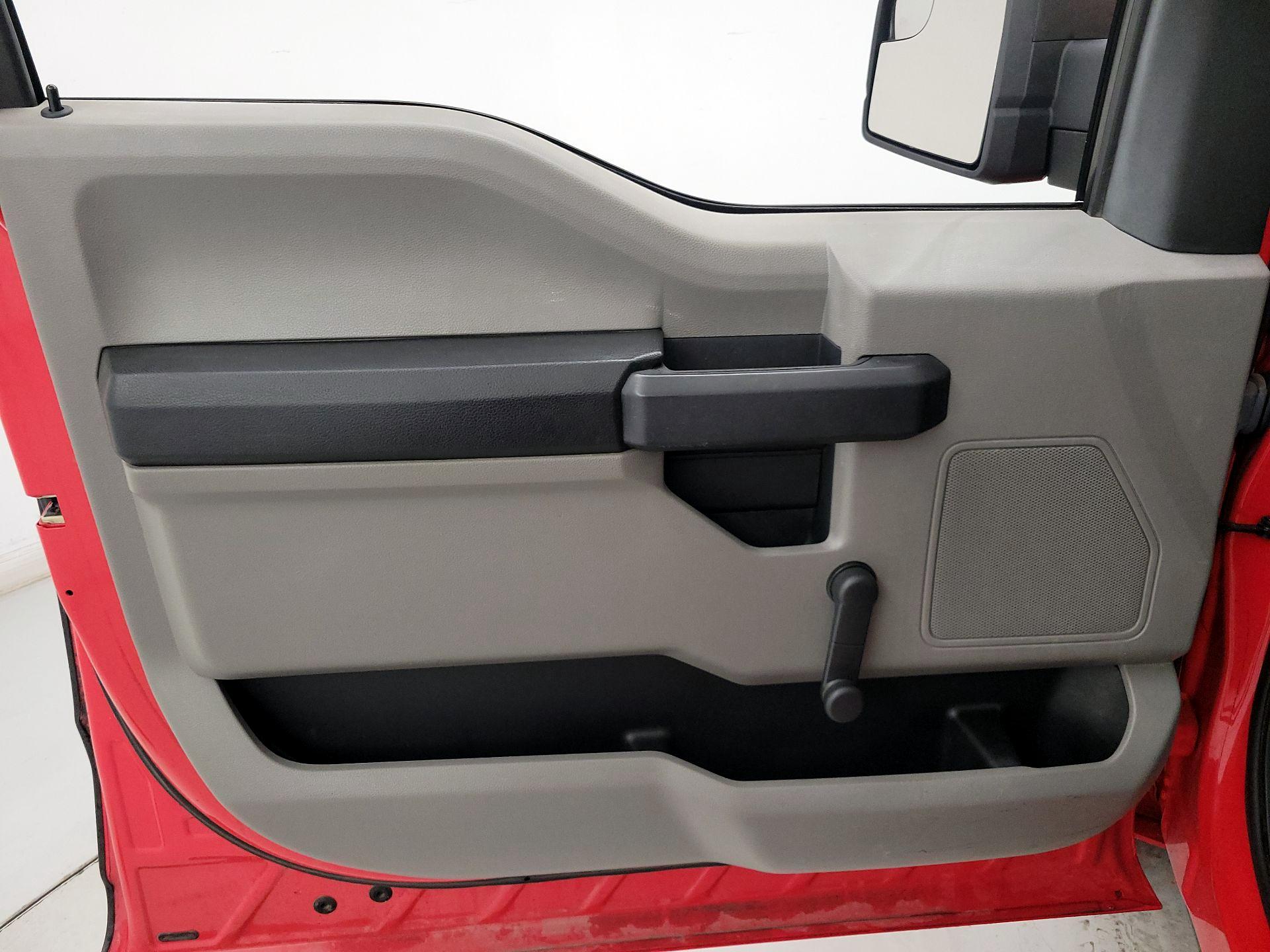 Thumbnail: 2016 Ford F-150 - 12
