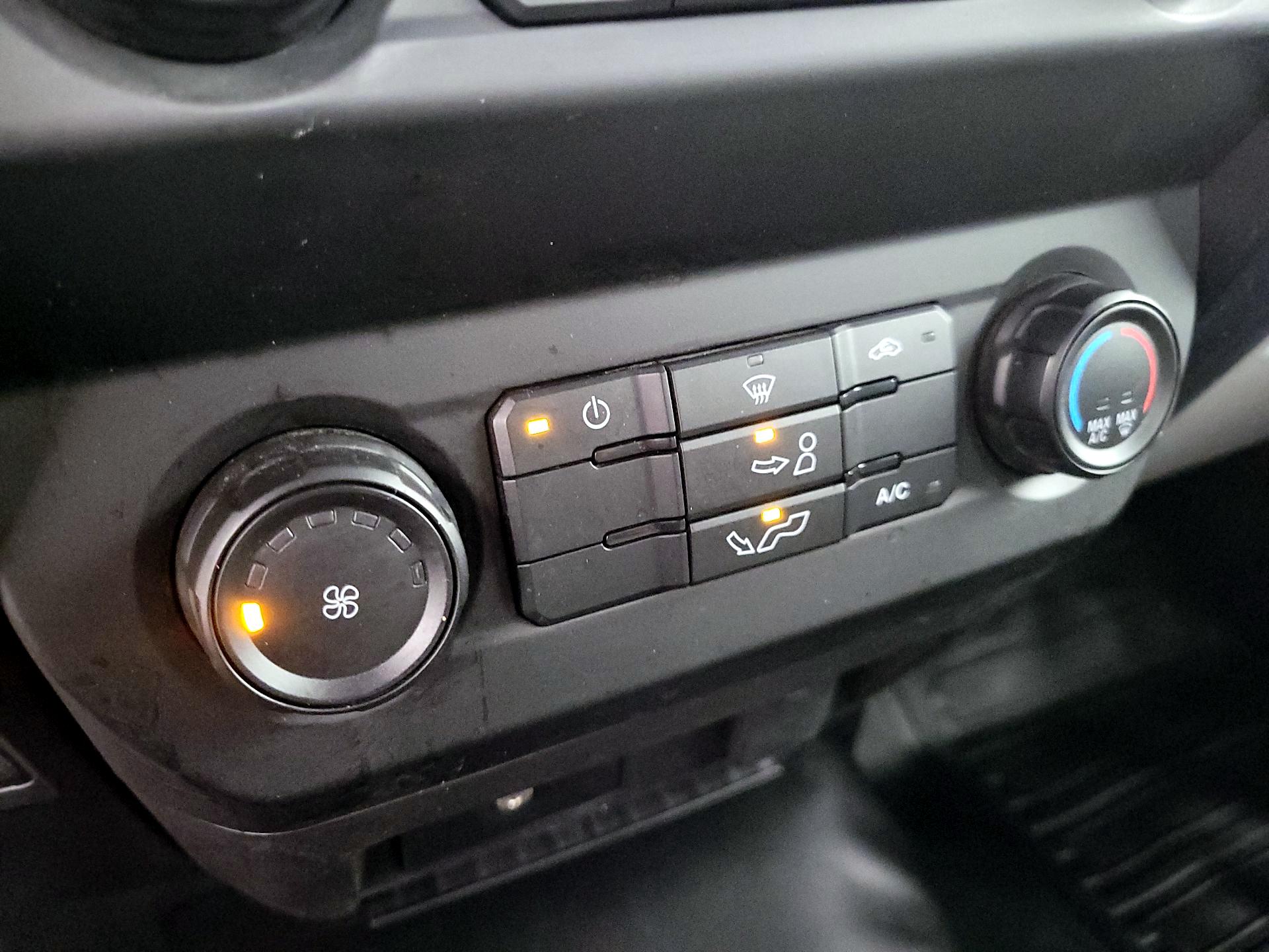 Thumbnail: 2016 Ford F-150 - 15