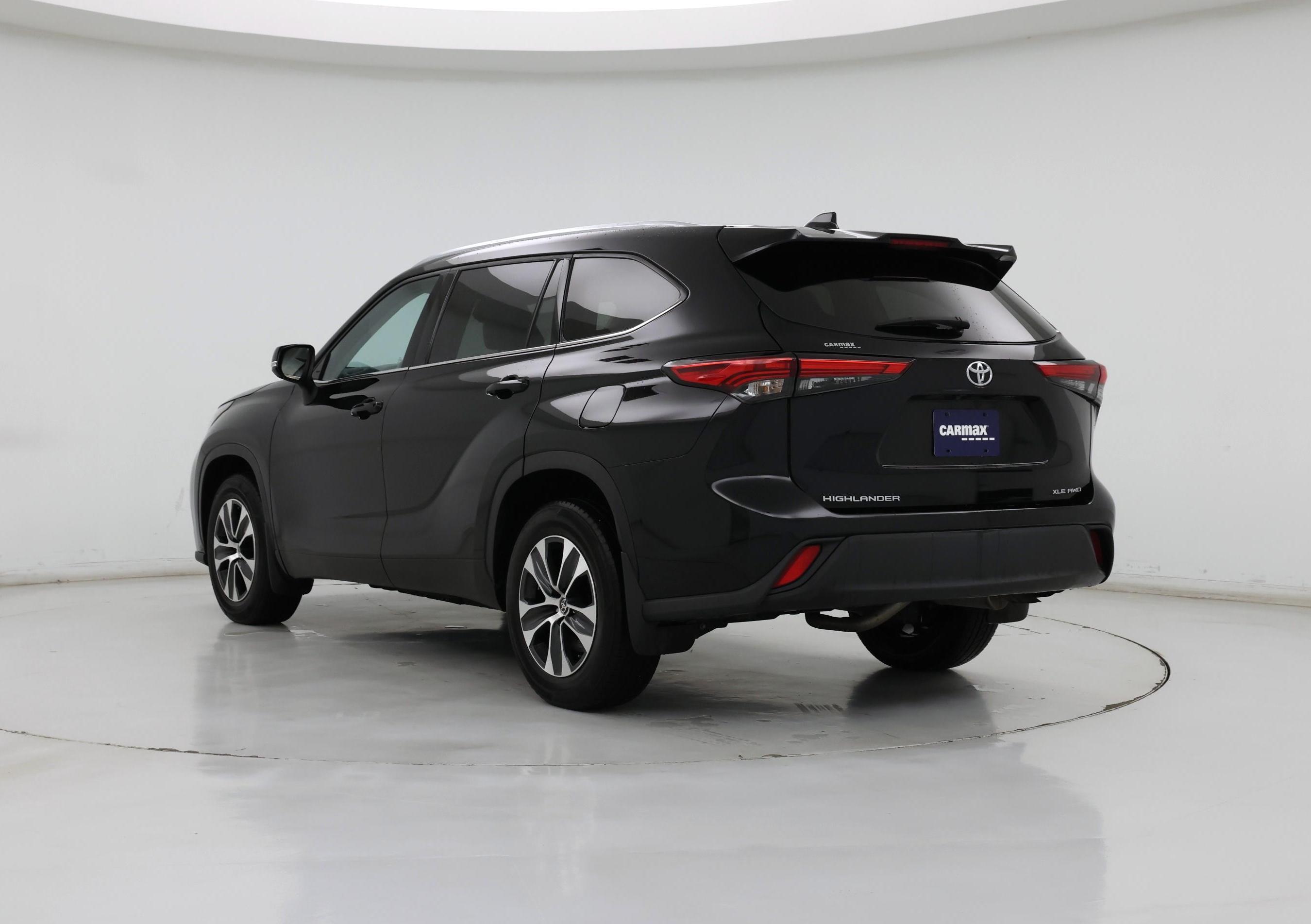 Thumbnail: 2021 Toyota Highlander - 2