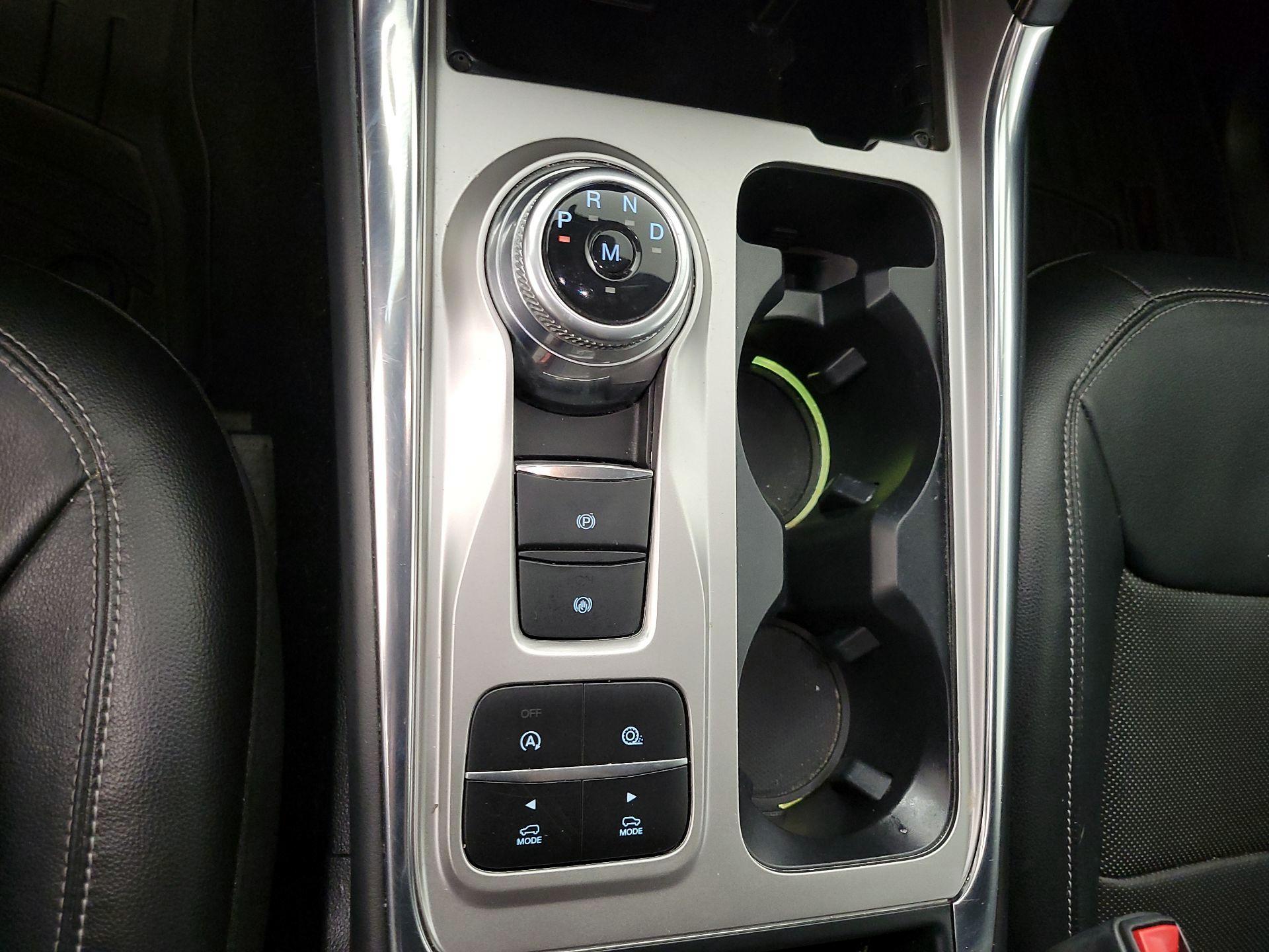 Thumbnail: 2020 Ford Explorer - 18