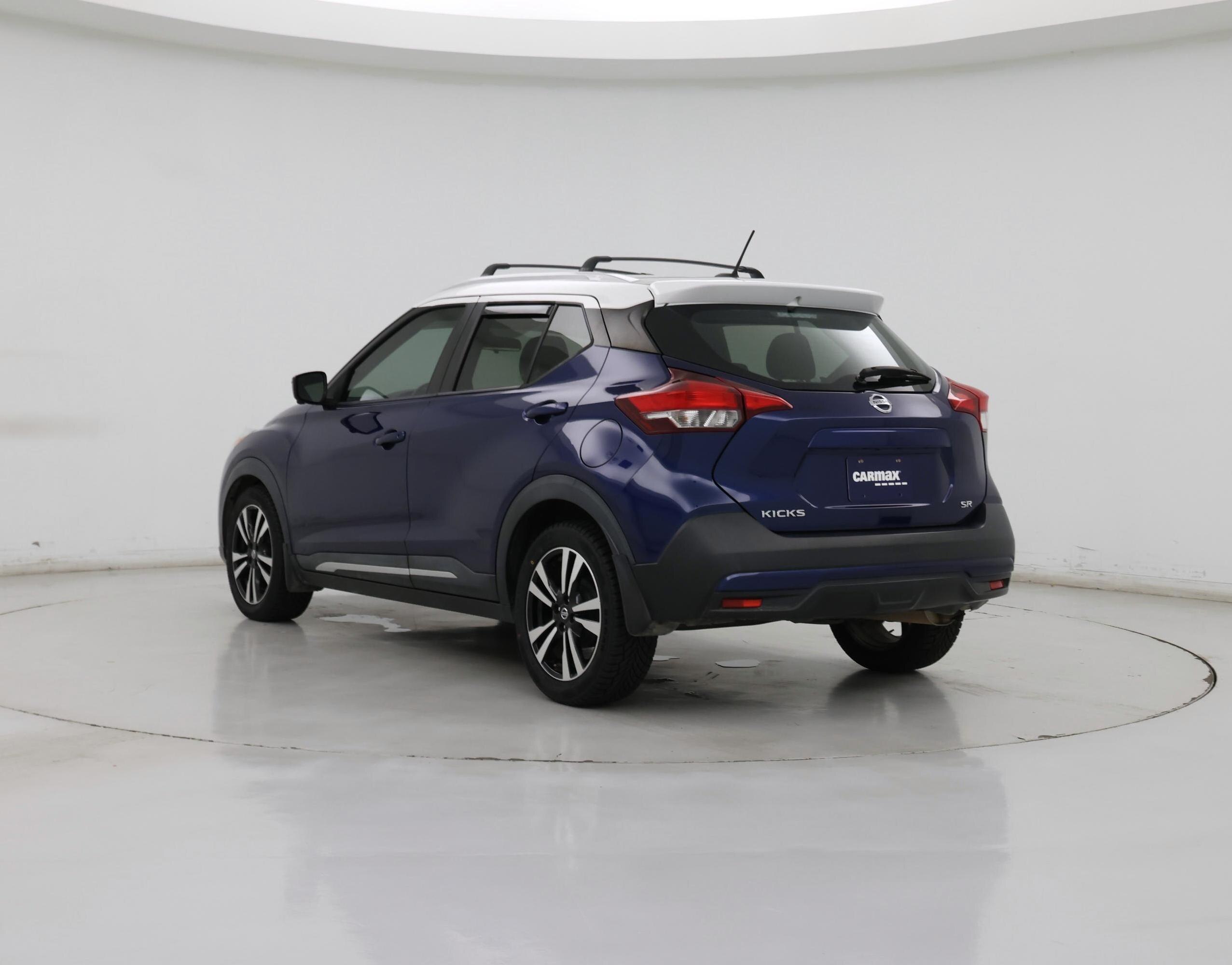 Thumbnail: 2018 Nissan Kicks - 2