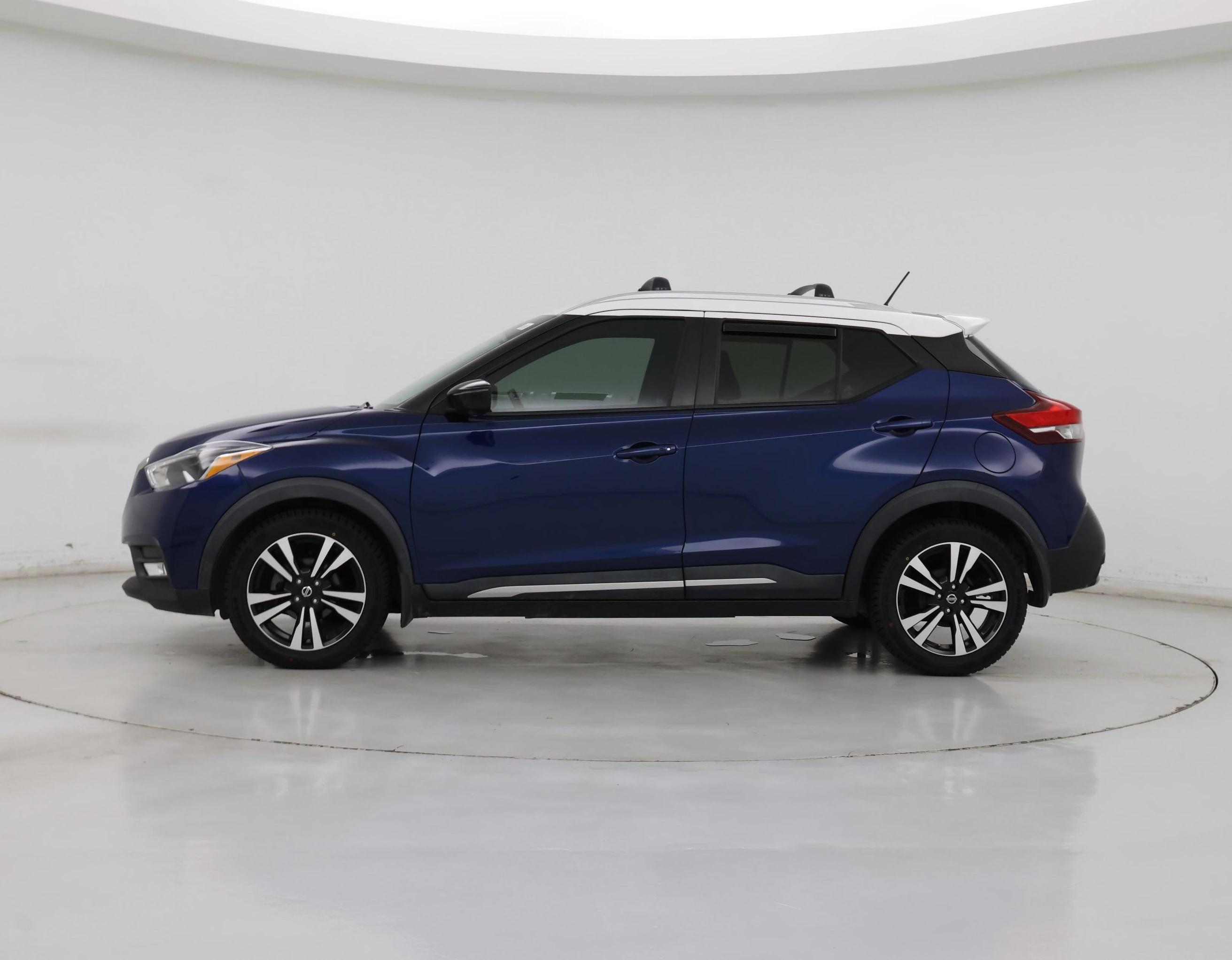 Thumbnail: 2018 Nissan Kicks - 3