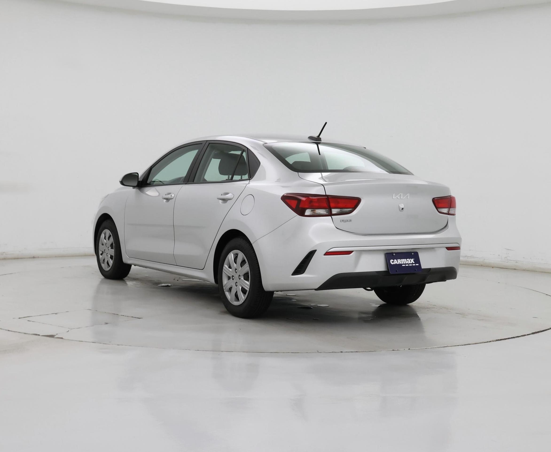 Thumbnail: 2022 Kia Rio - 2