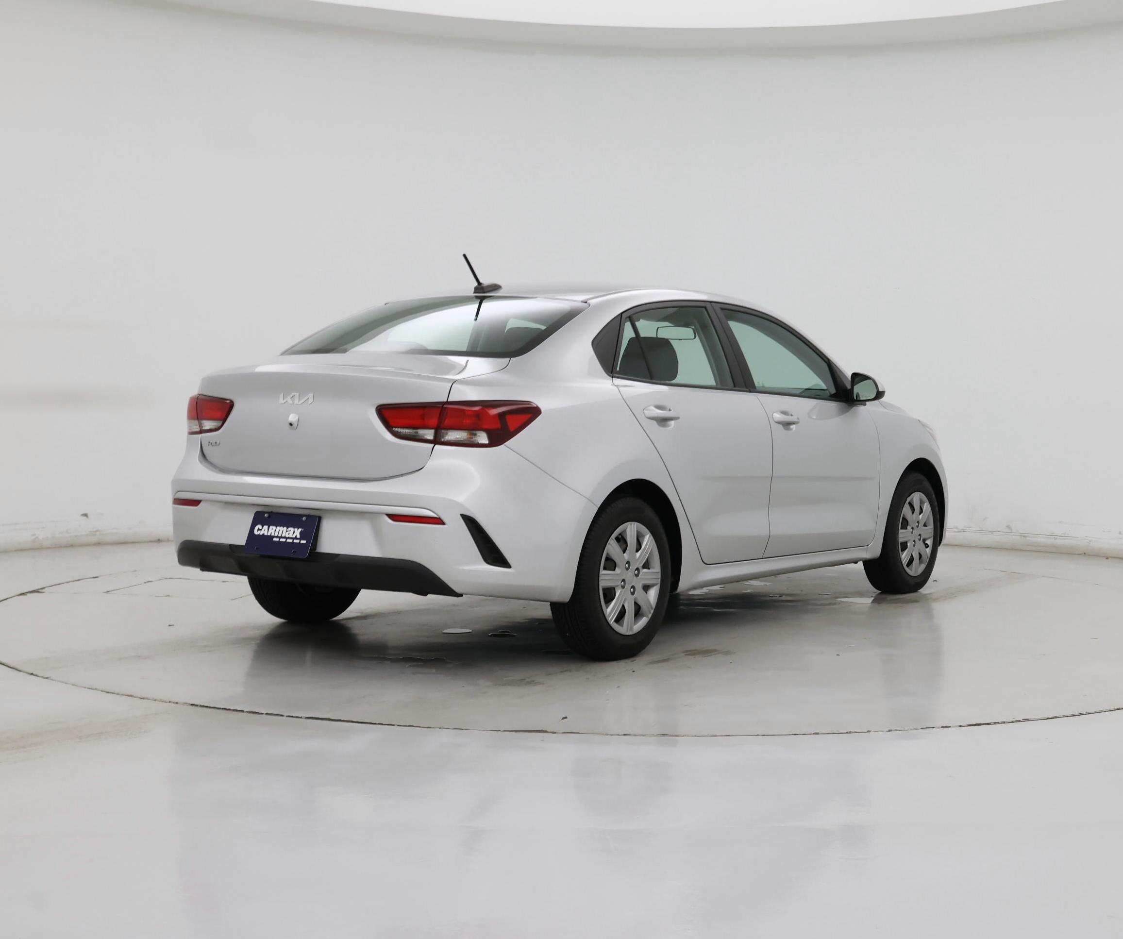 Thumbnail: 2022 Kia Rio - 8