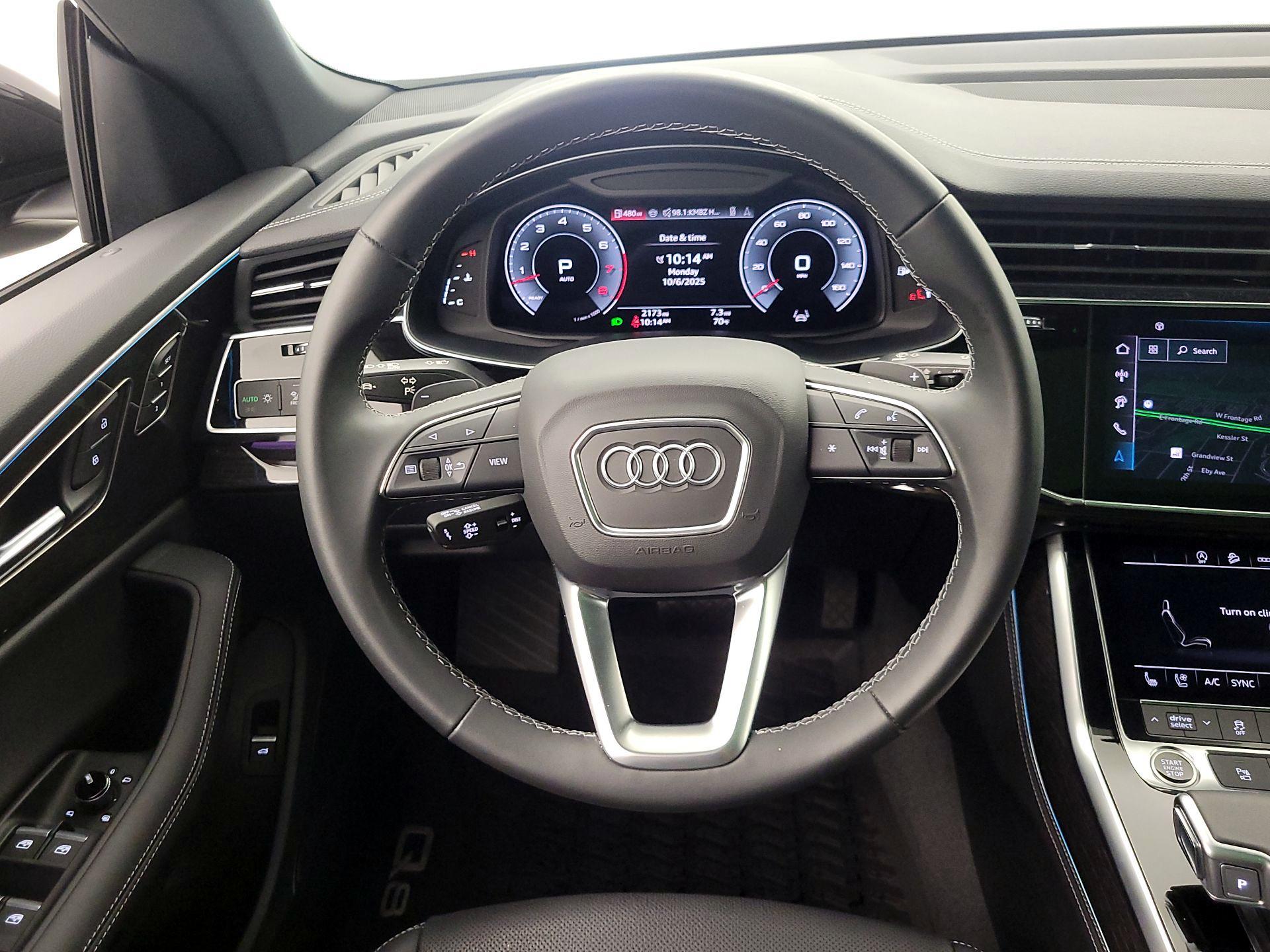Thumbnail: 2025 Audi Q8 - 10