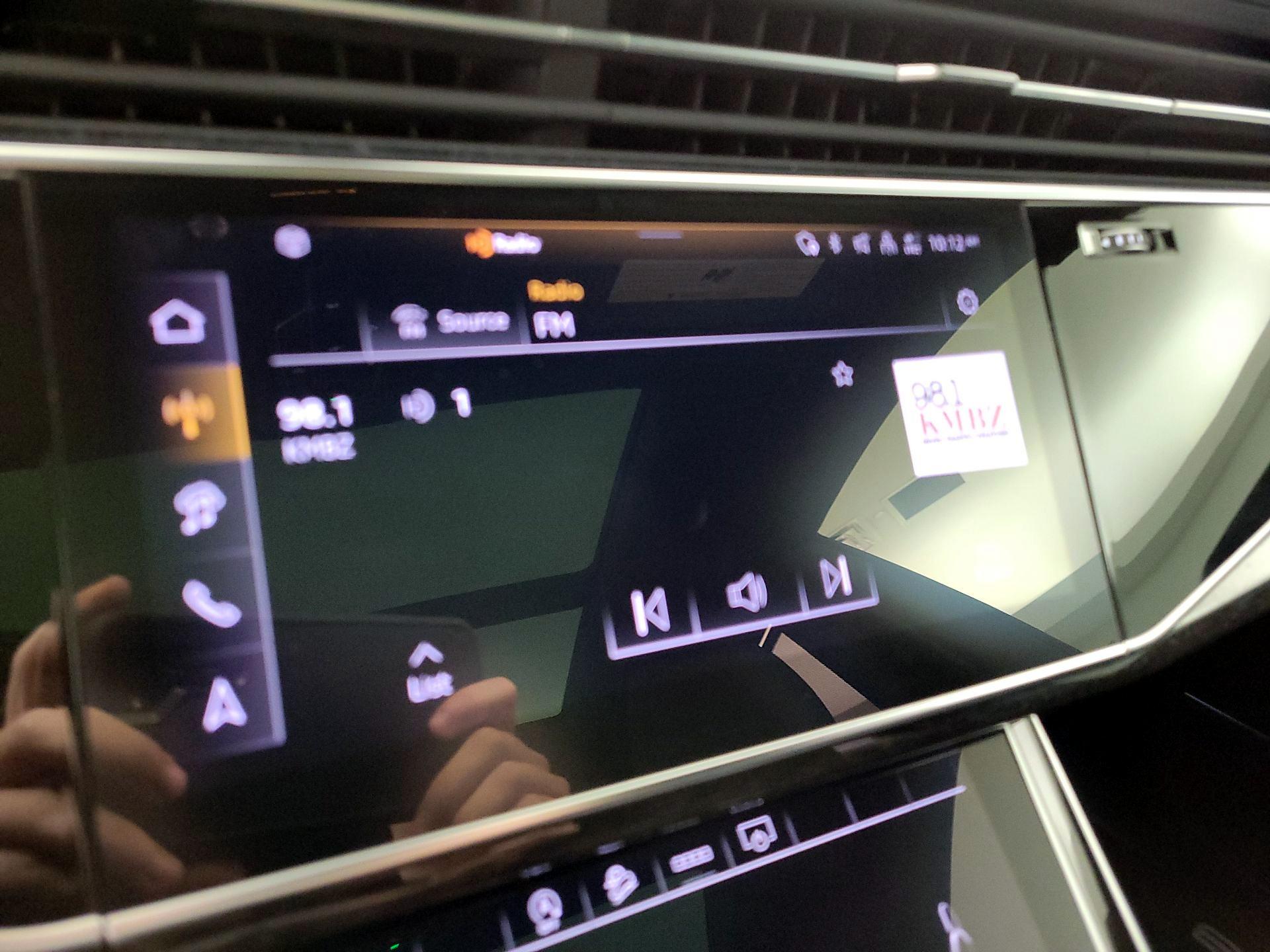 Thumbnail: 2025 Audi Q8 - 16