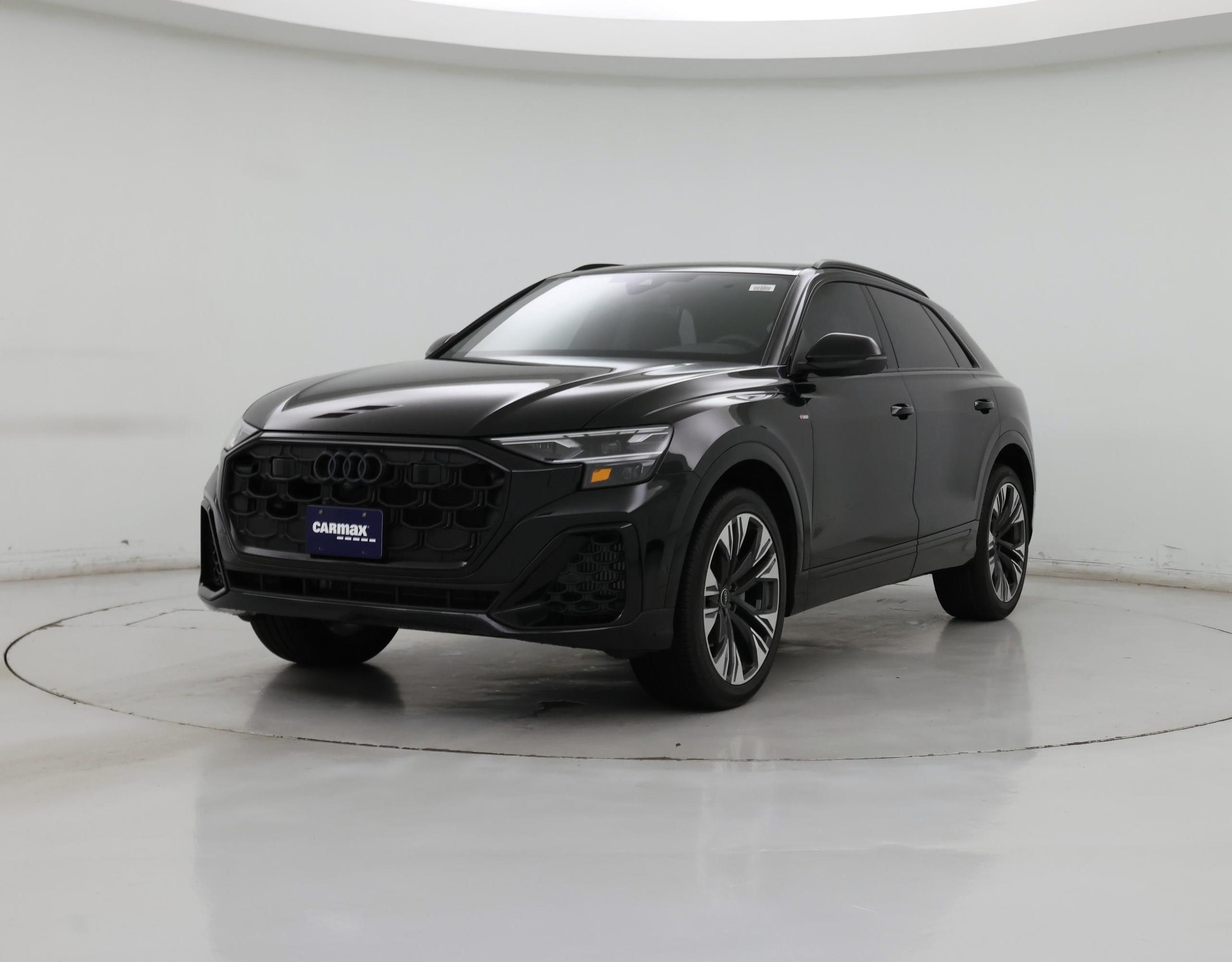Thumbnail: 2025 Audi Q8 - 4