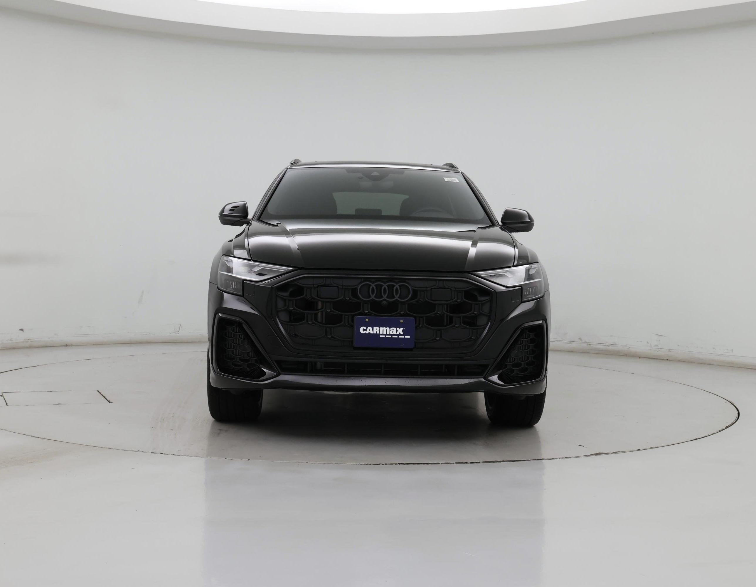 Thumbnail: 2025 Audi Q8 - 5
