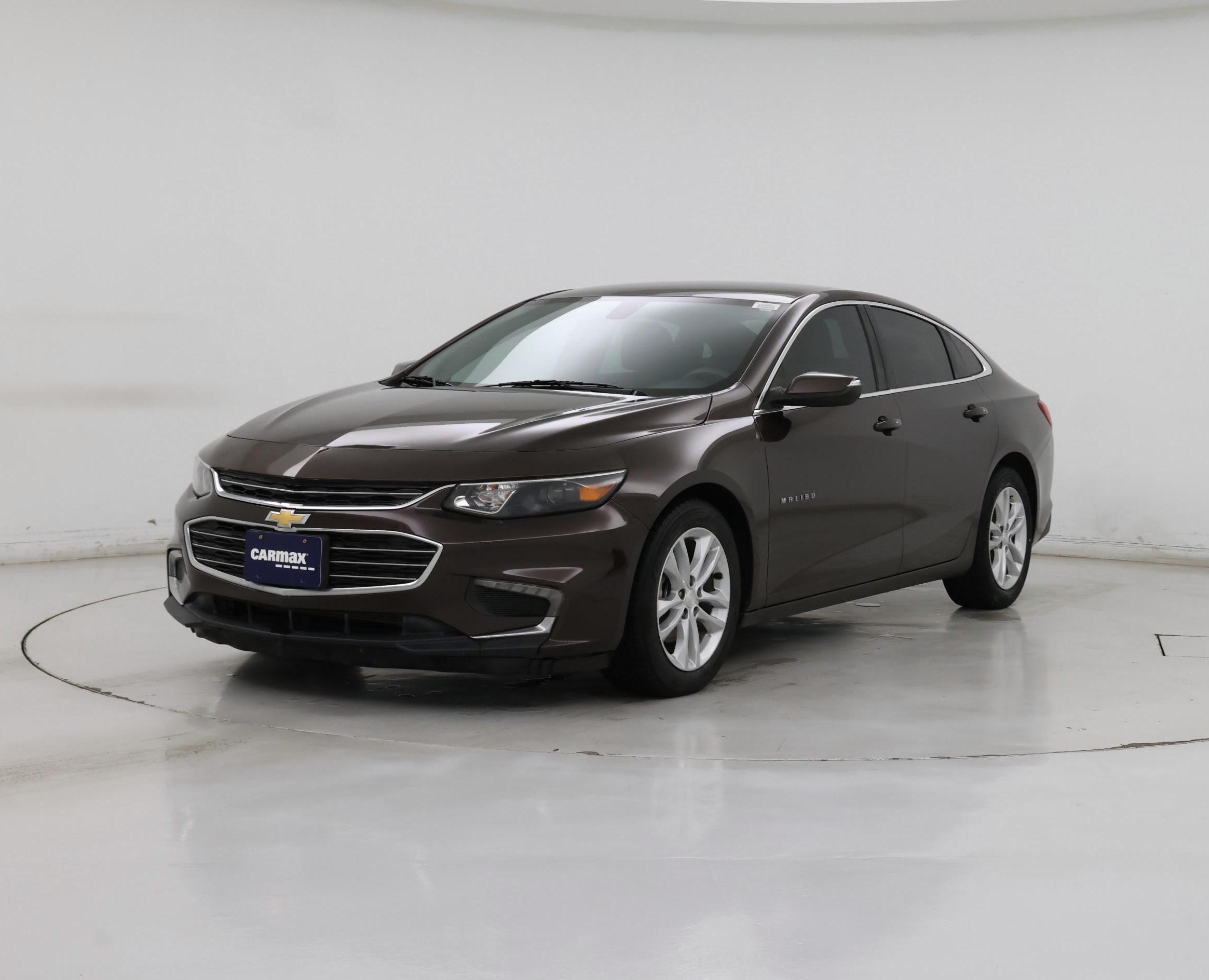 Thumbnail: 2016 Chevrolet Malibu - 4