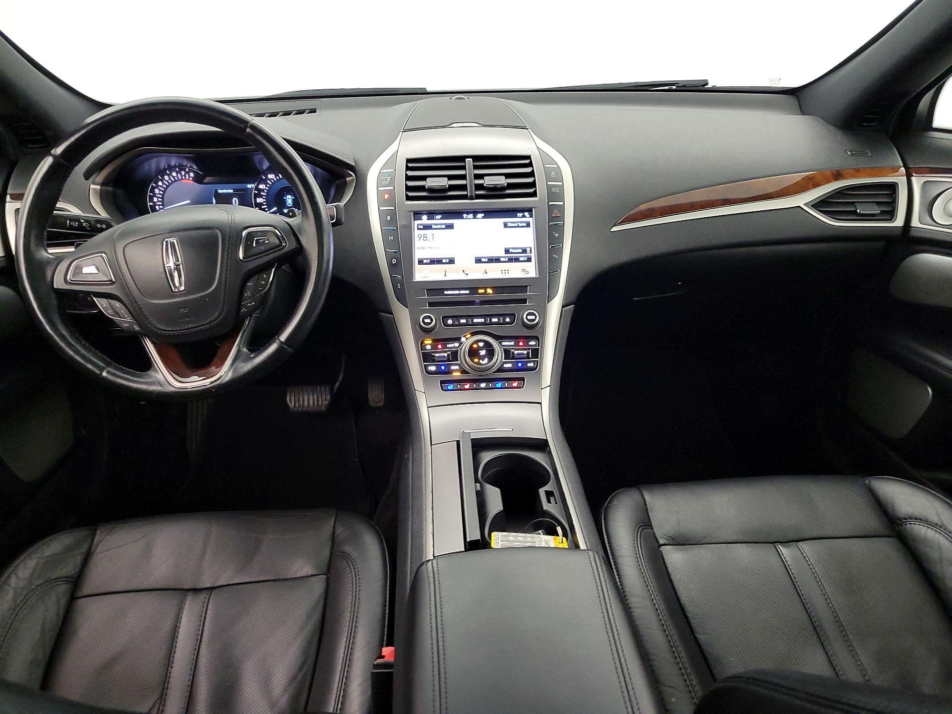 Thumbnail: 2017 Lincoln MKZ - 9