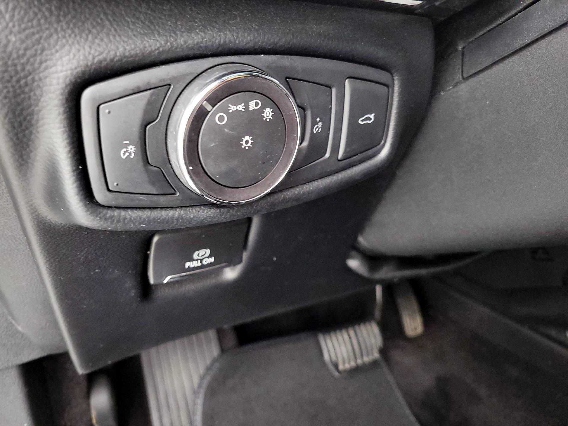 Thumbnail: 2017 Lincoln MKZ - 13