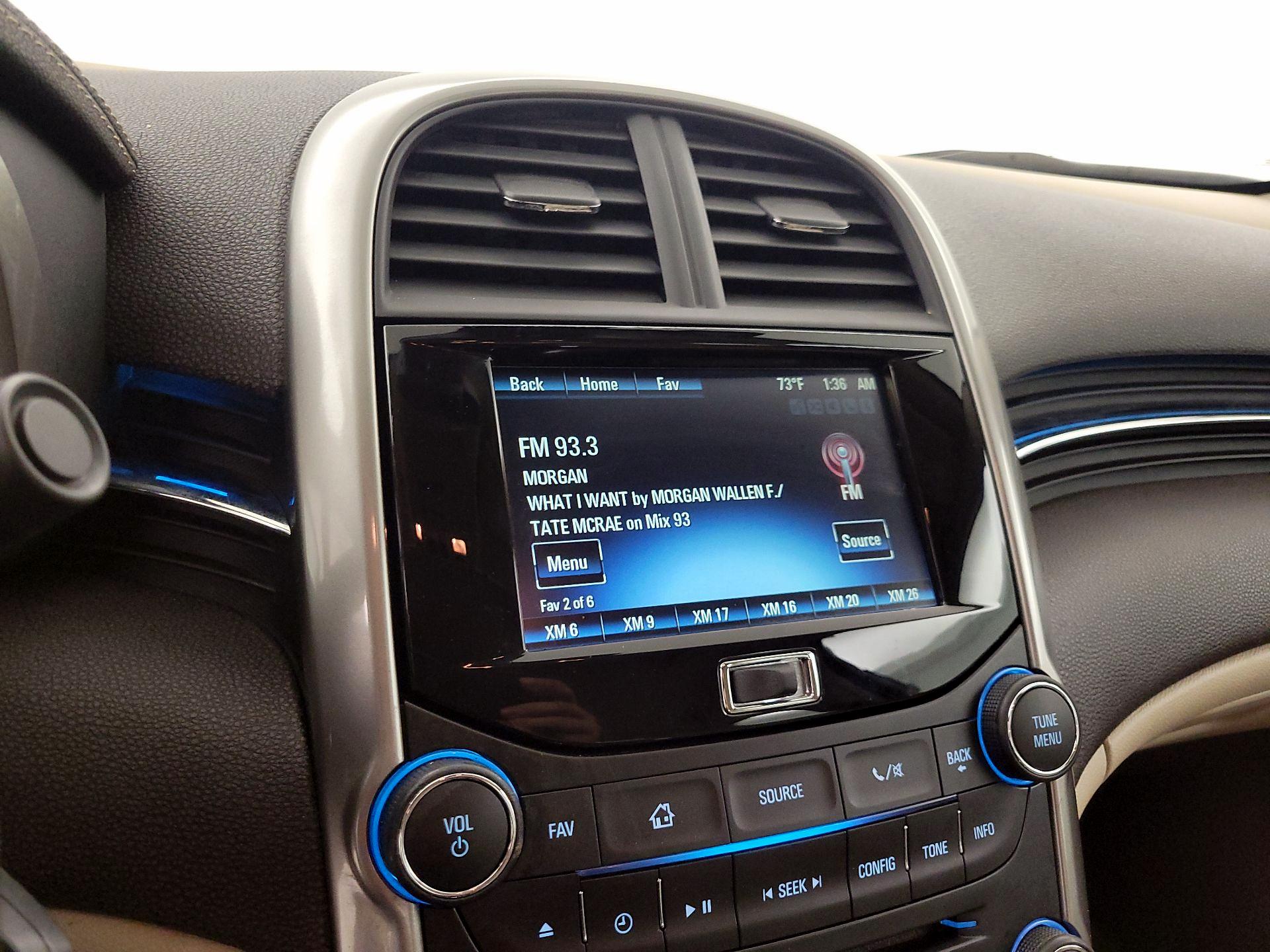 Thumbnail: 2016 Chevrolet Malibu - 15