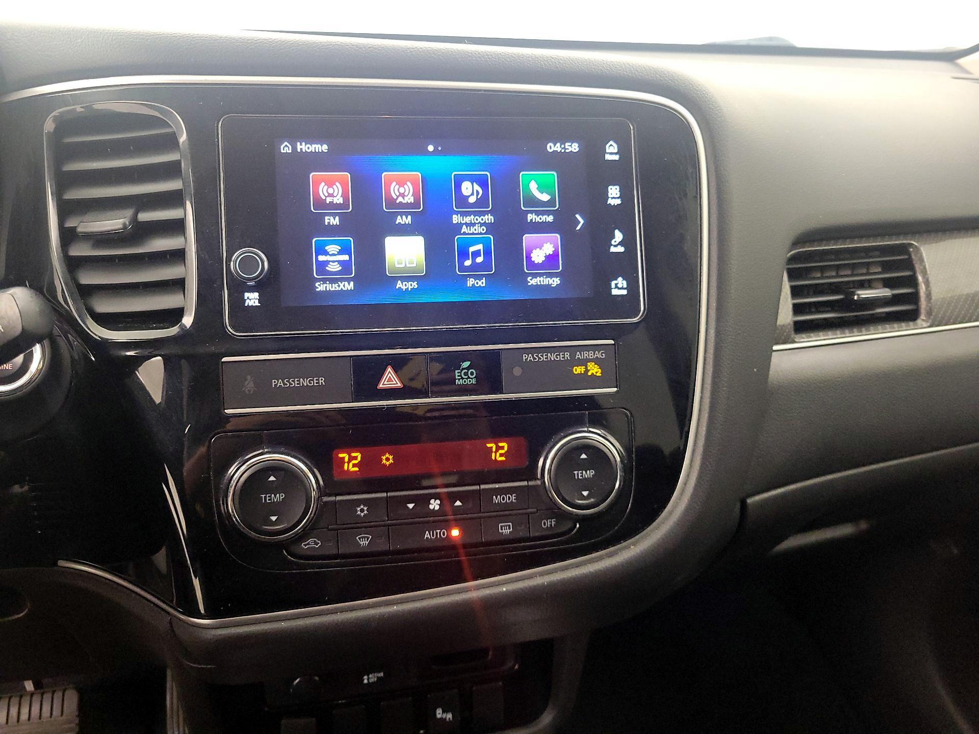 Thumbnail: 2019 Mitsubishi Outlander - 15