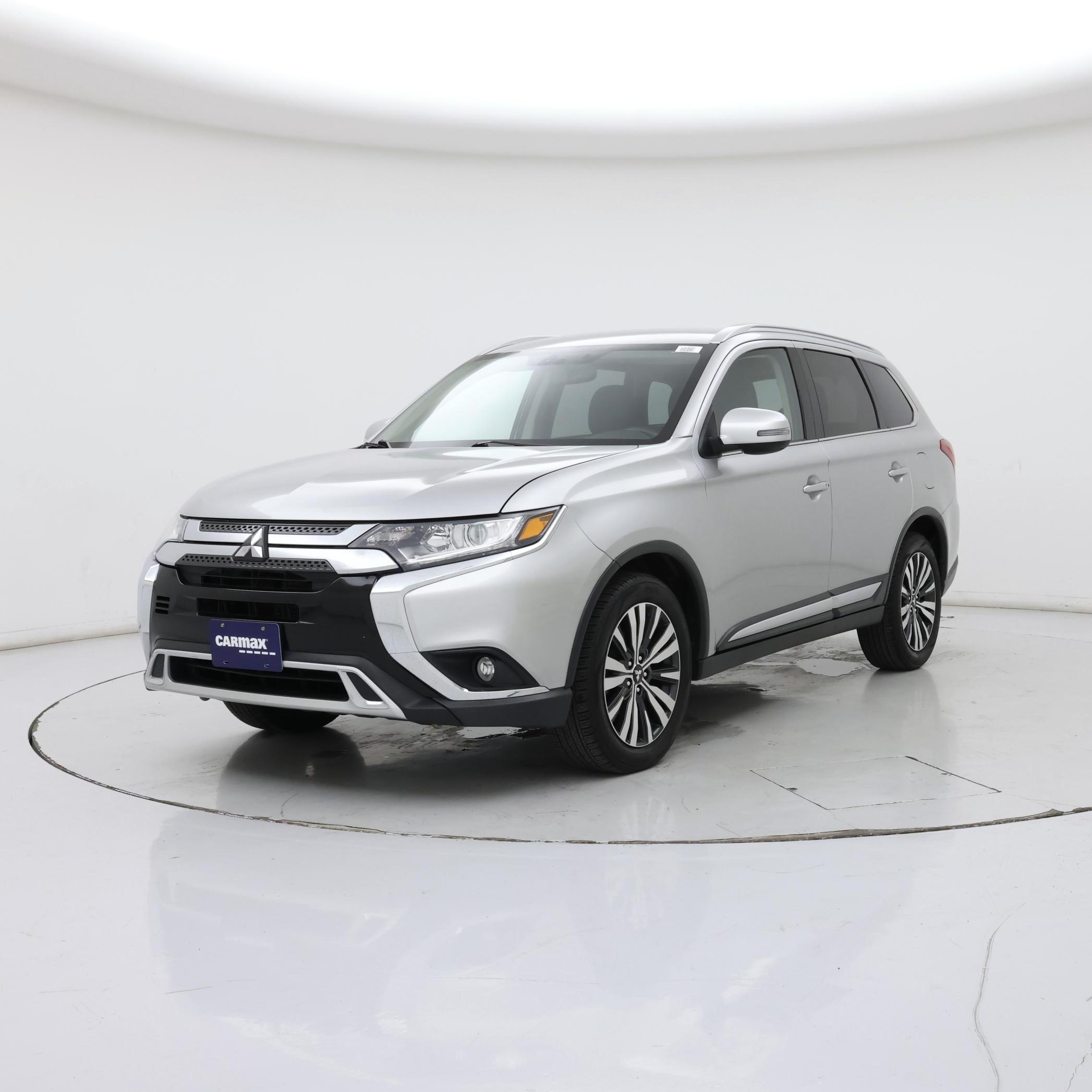 Thumbnail: 2019 Mitsubishi Outlander - 4