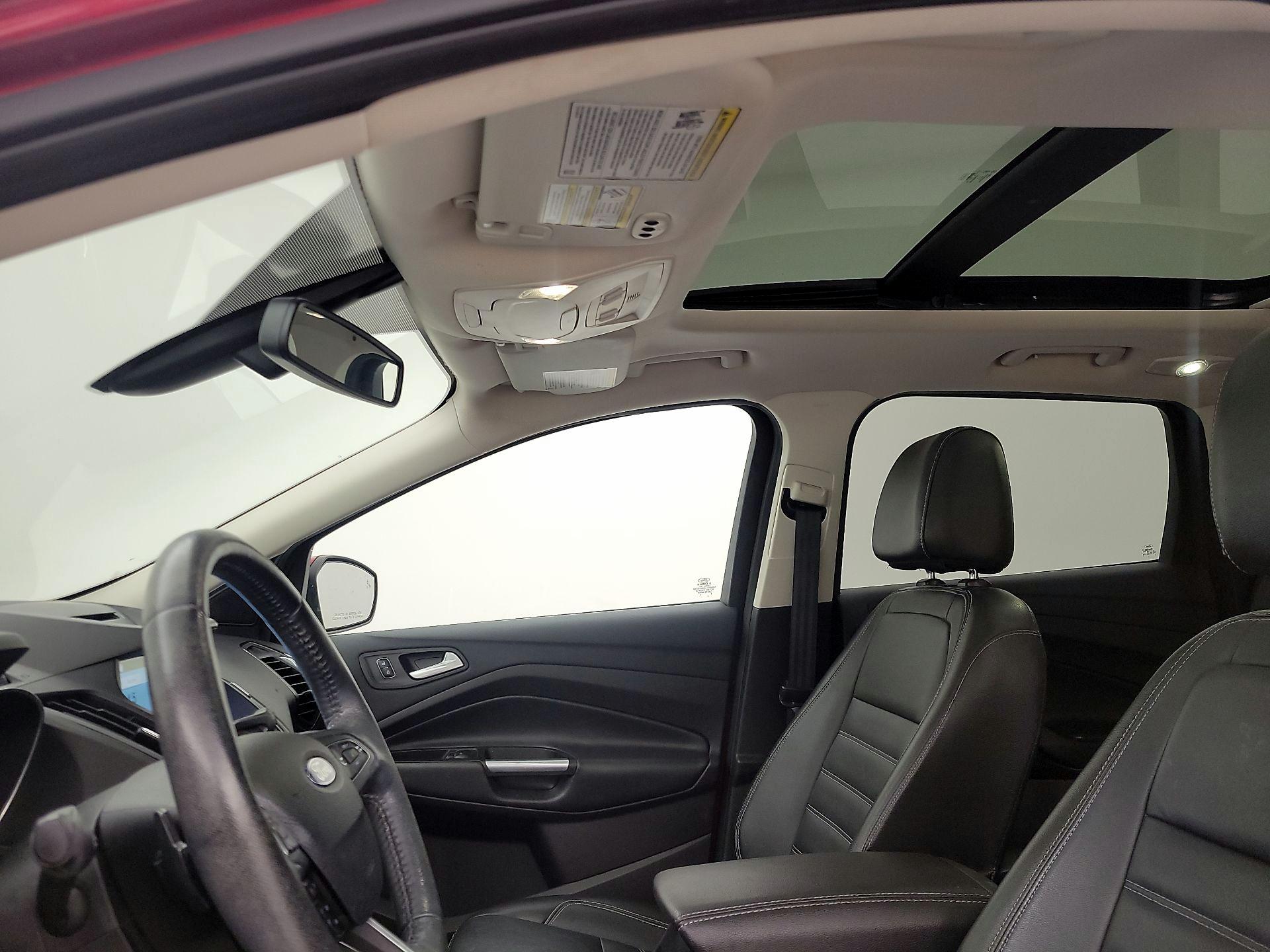 Thumbnail: 2017 Ford Escape - 19