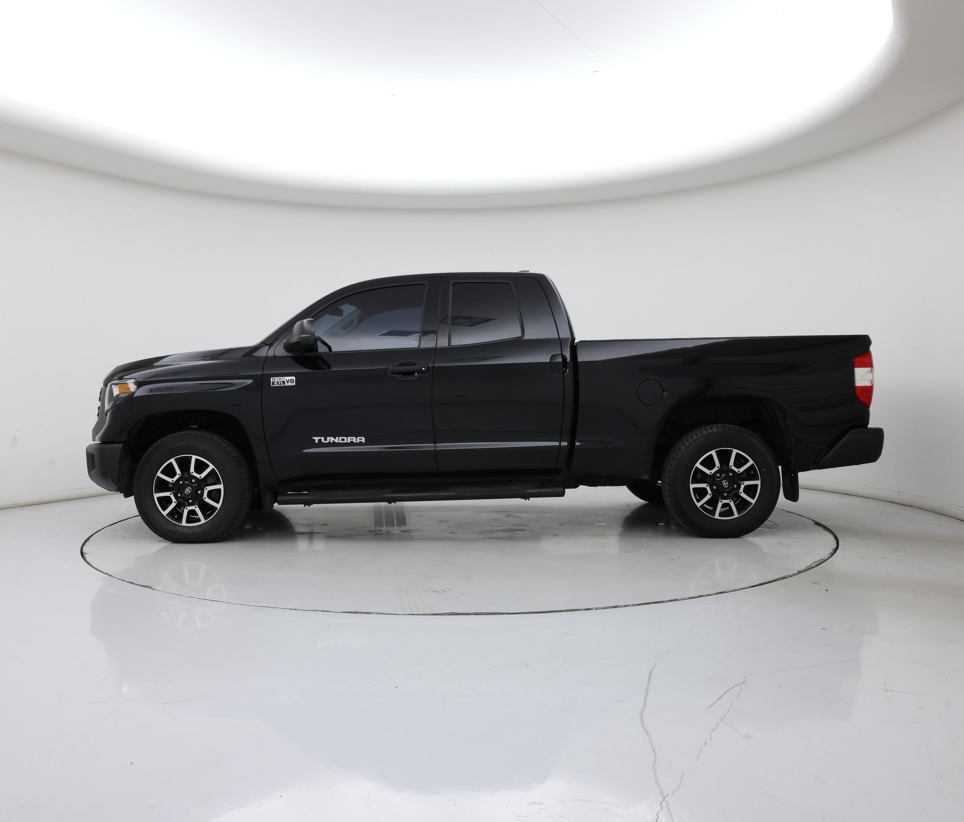 Thumbnail: 2020 Toyota Tundra - 3