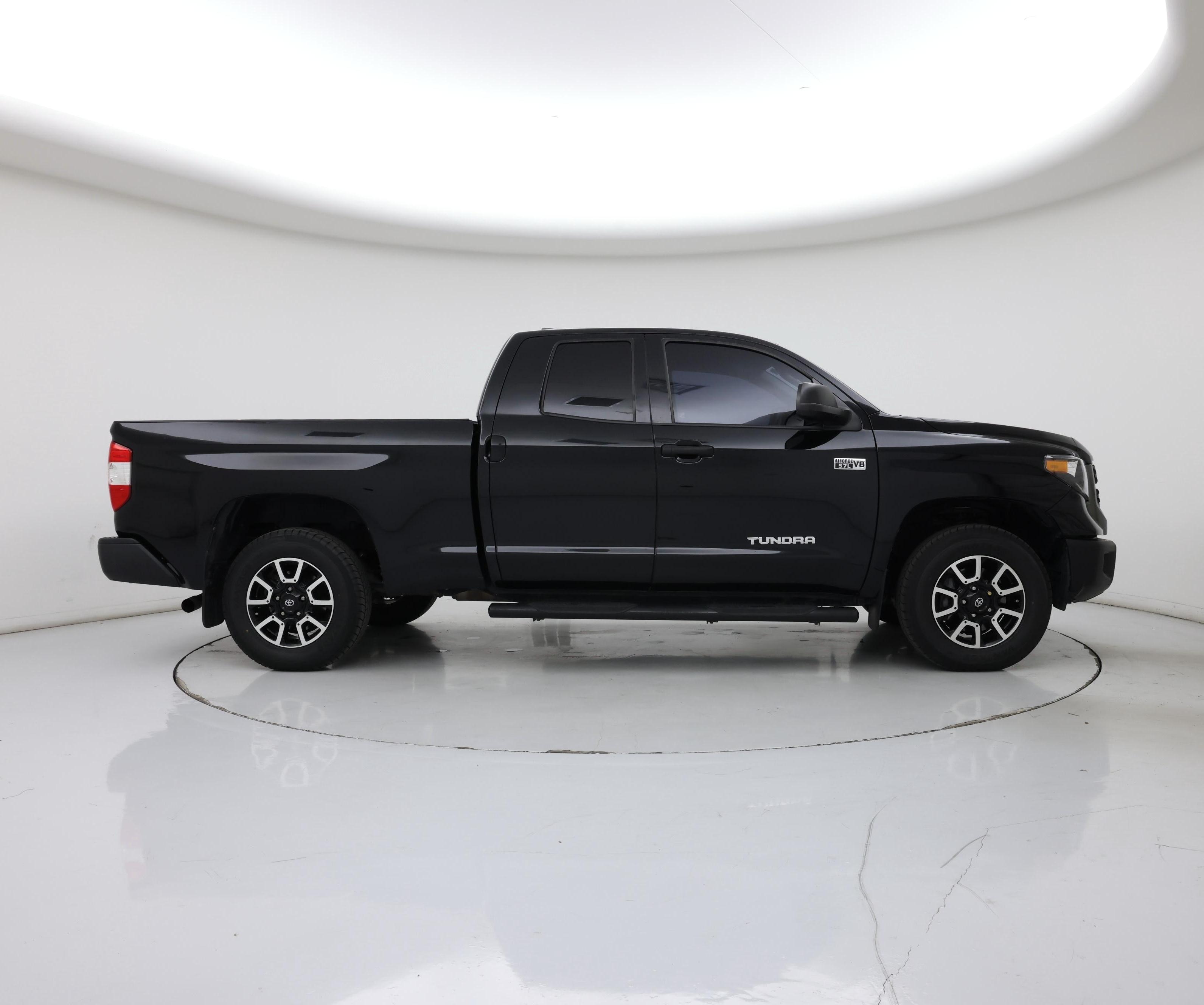 Thumbnail: 2020 Toyota Tundra - 7