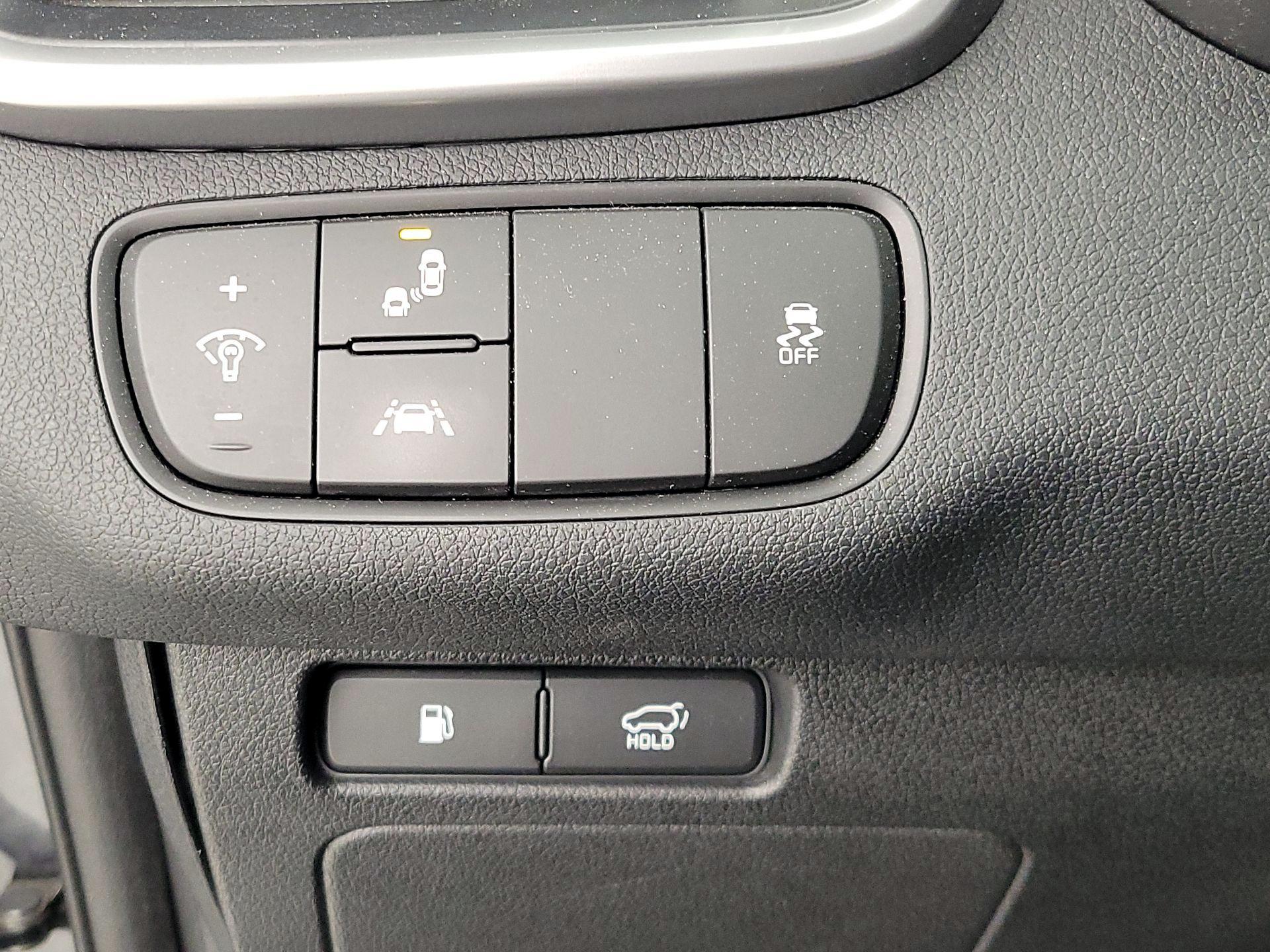 Thumbnail: 2020 Kia Sorento - 13