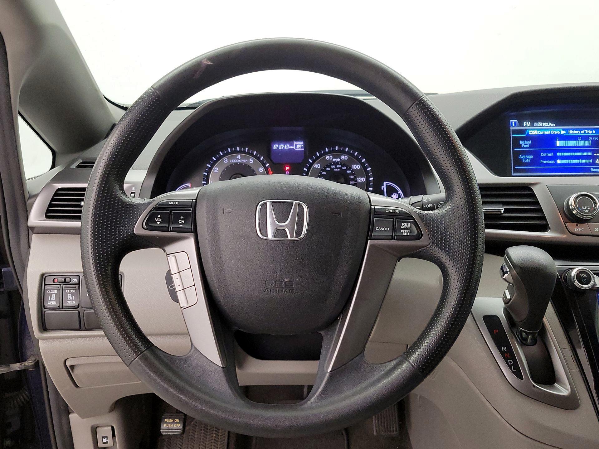 Thumbnail: 2014 Honda Odyssey - 10