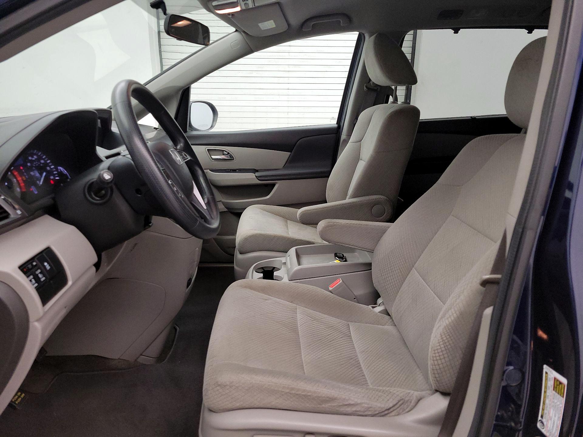 Thumbnail: 2014 Honda Odyssey - 11