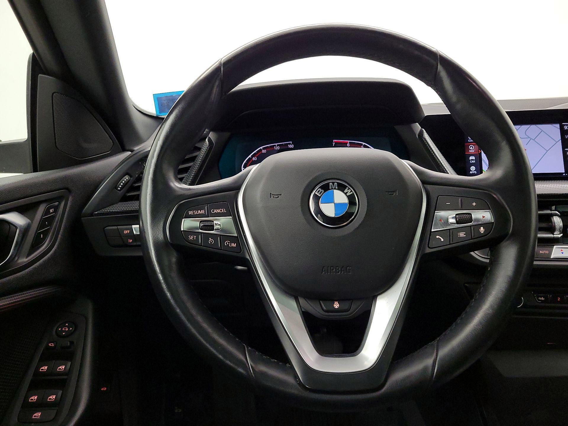 Thumbnail: 2022 BMW 2 Series - 10