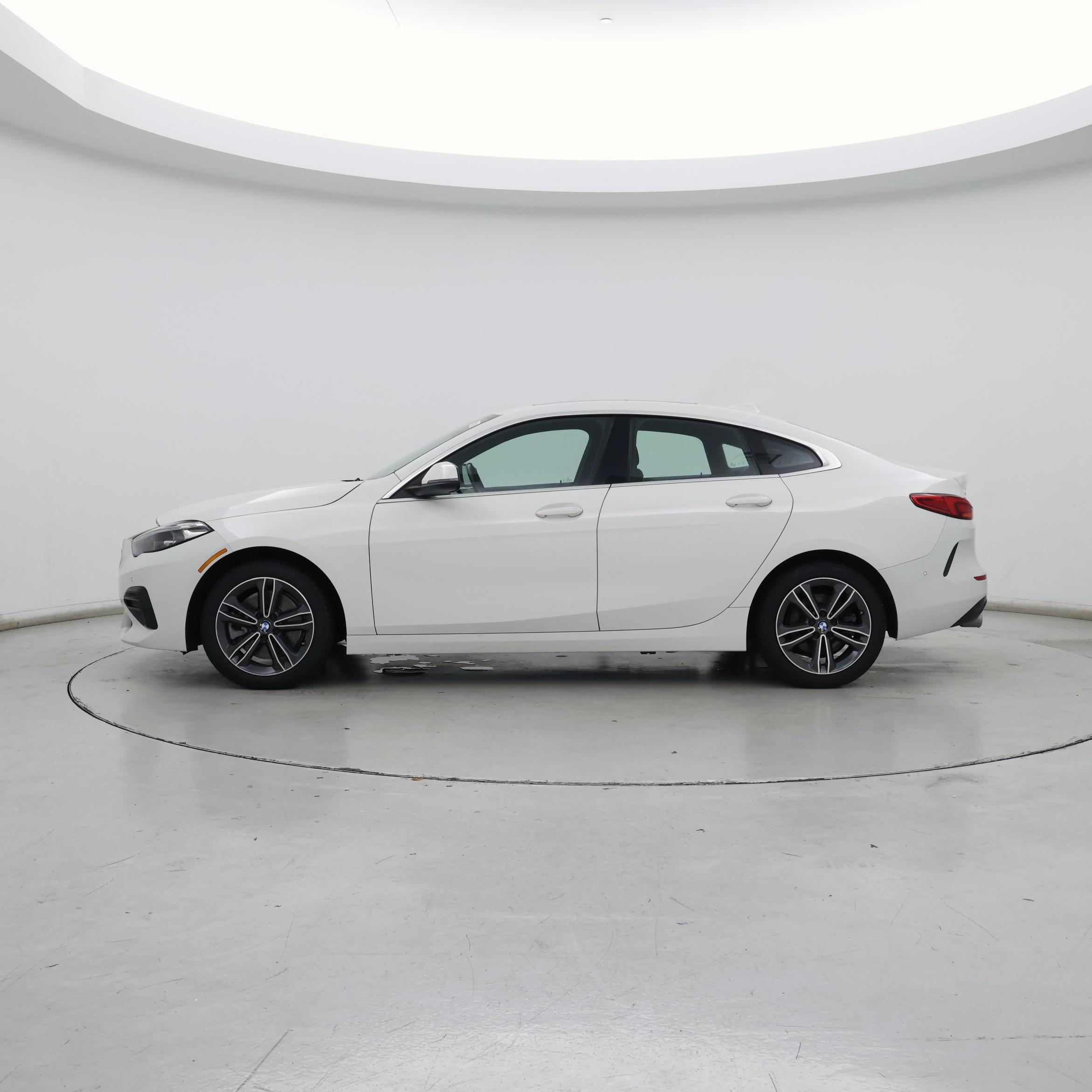Thumbnail: 2022 BMW 2 Series - 3