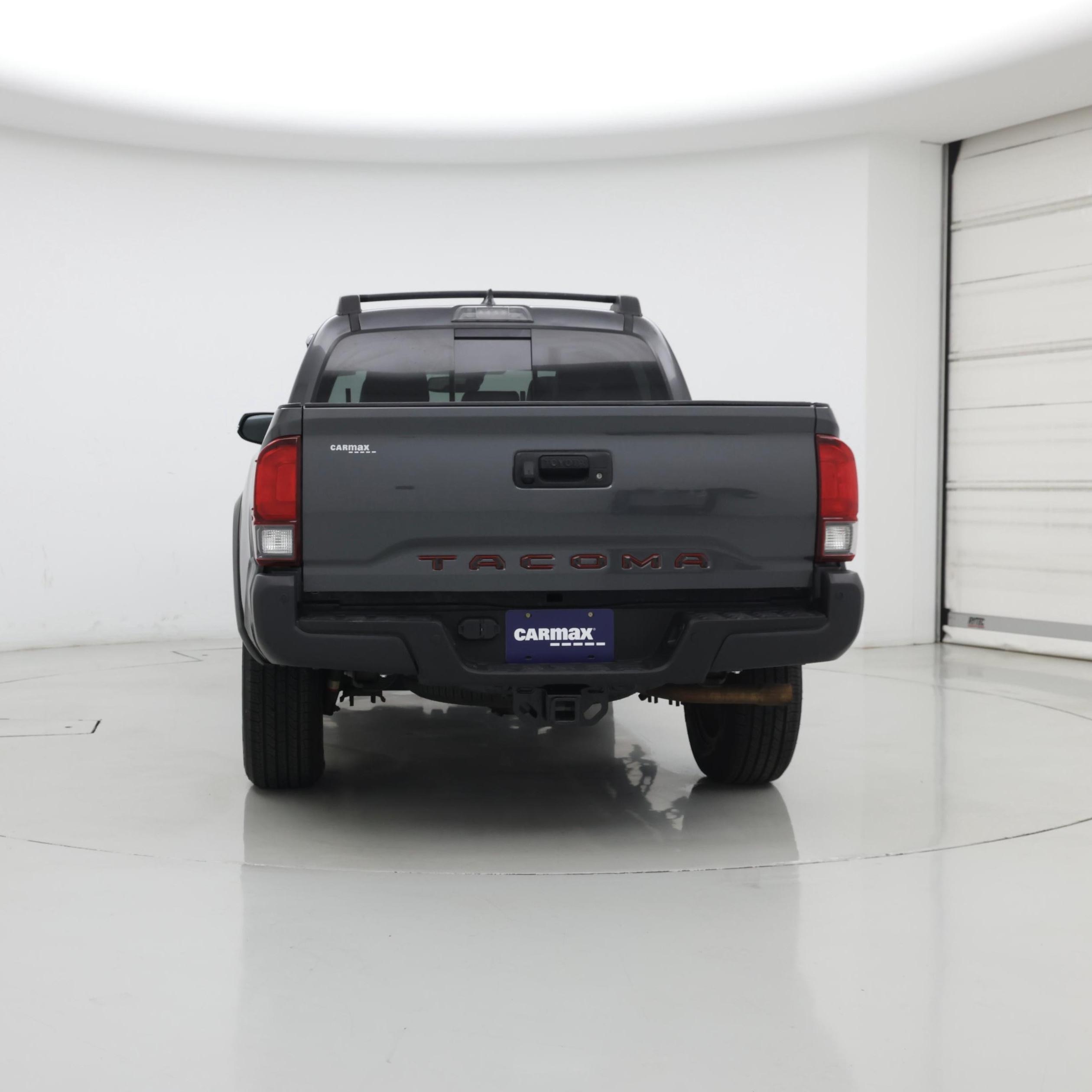 Thumbnail: 2019 Toyota Tacoma - 6