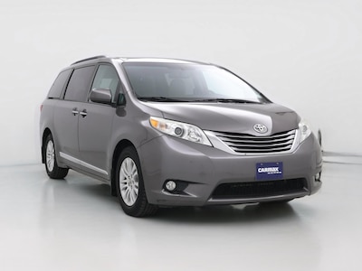 2016 Toyota Sienna XLE -
                Saint James, NY