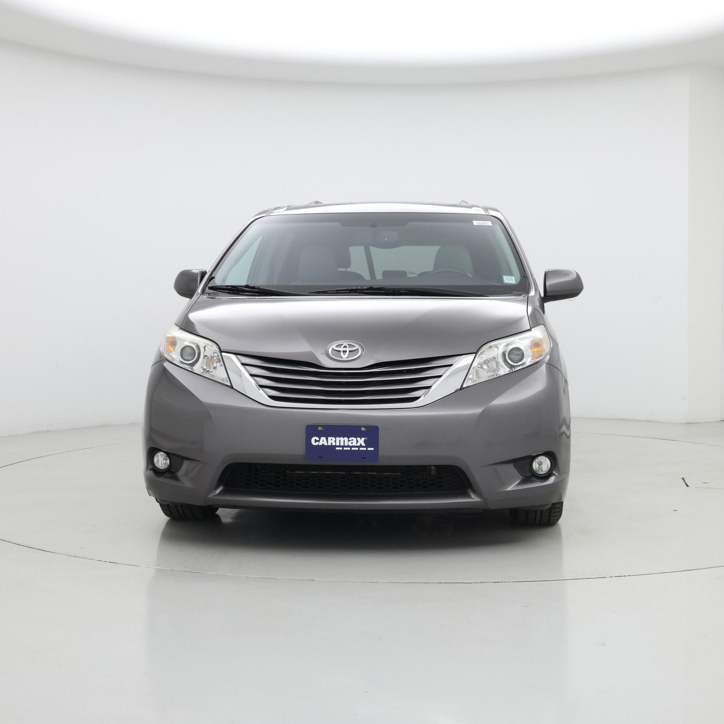 Thumbnail: 2016 Toyota Sienna - 5