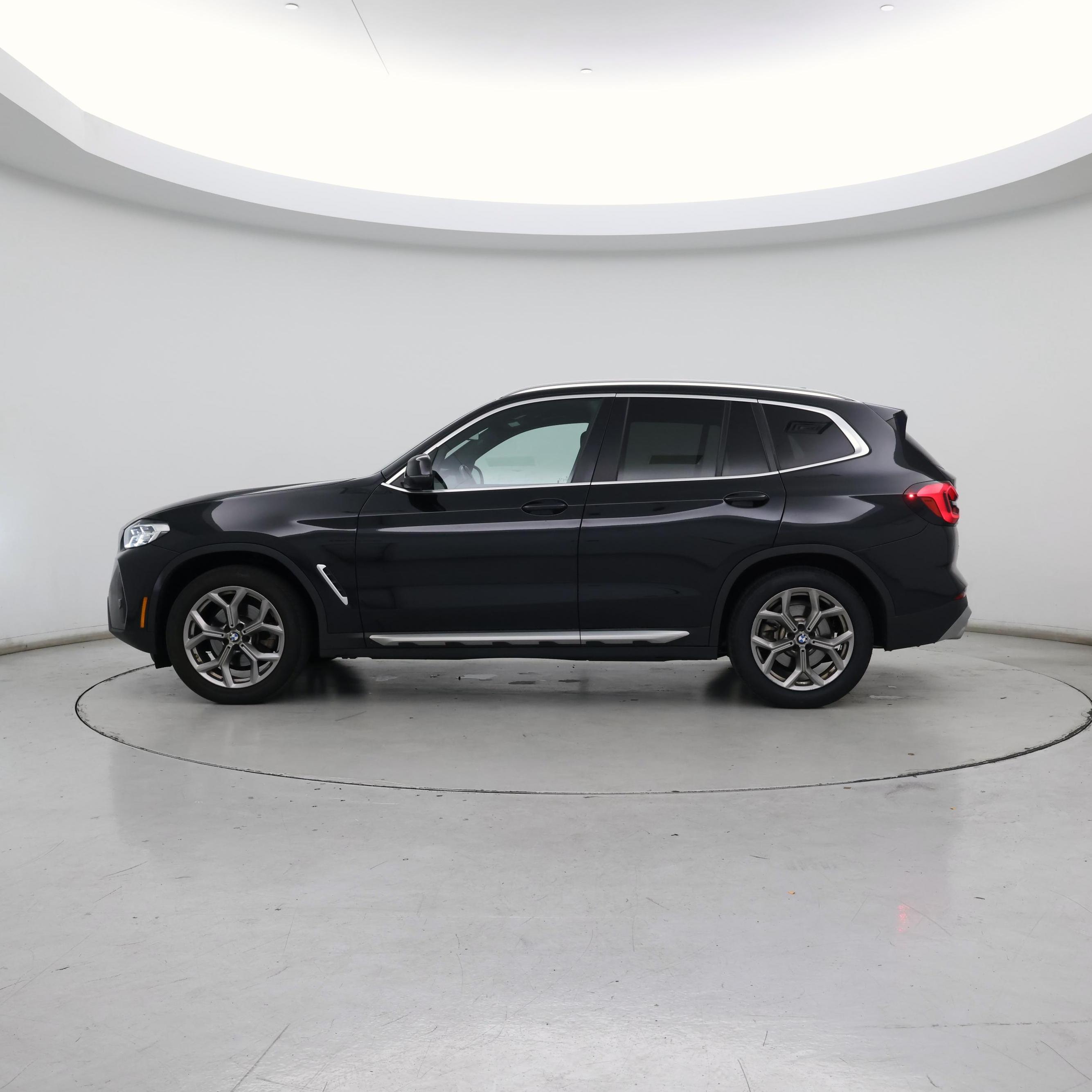 Thumbnail: 2022 BMW X3 - 3