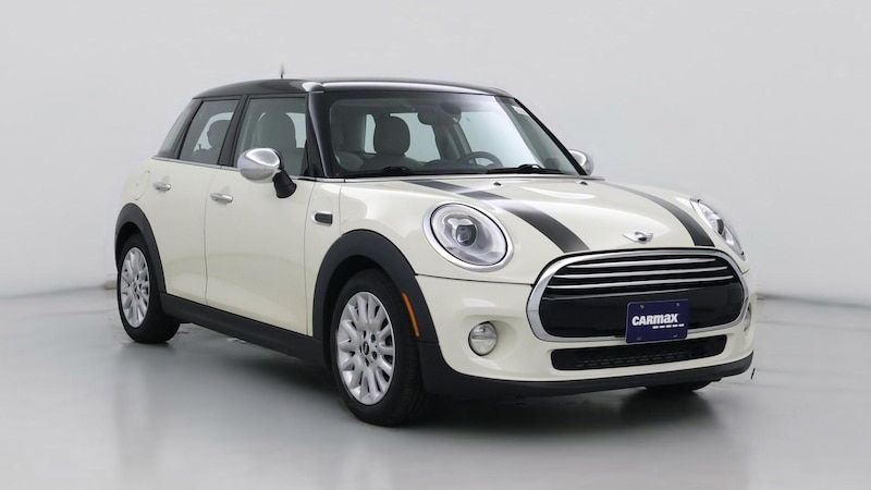 2016 MINI Cooper Hardtop  Hero Image