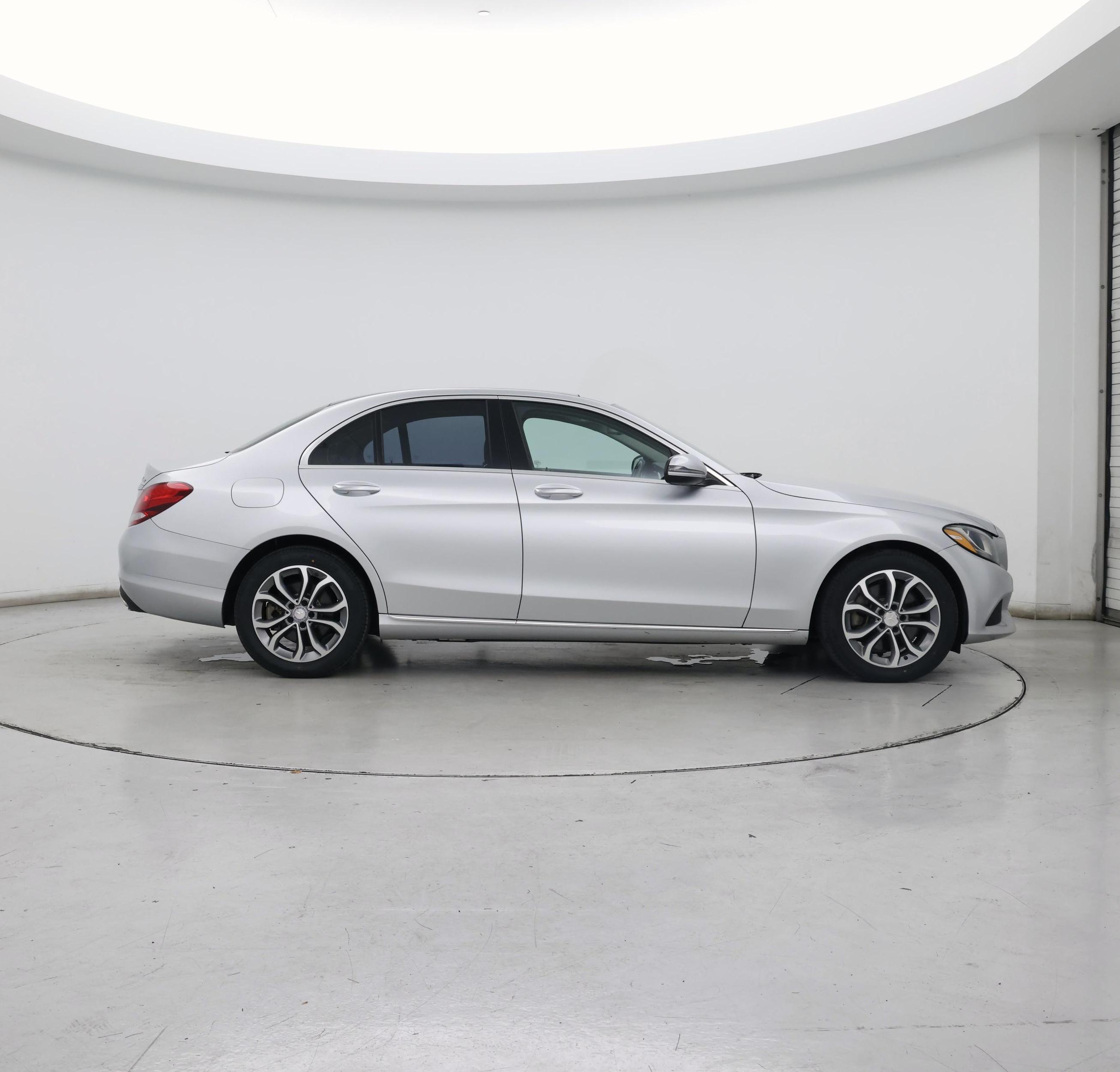 Thumbnail: 2016 Mercedes-Benz C-Class - 7
