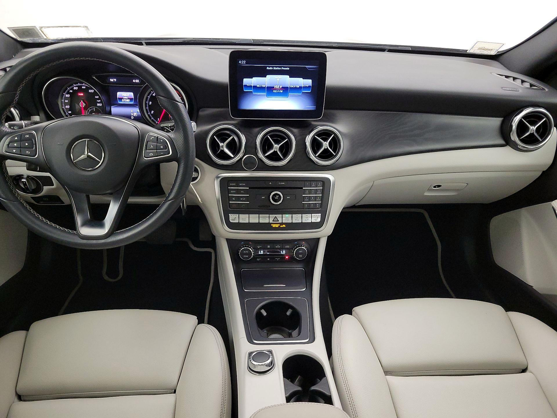 Thumbnail: 2018 Mercedes-Benz GLA - 9