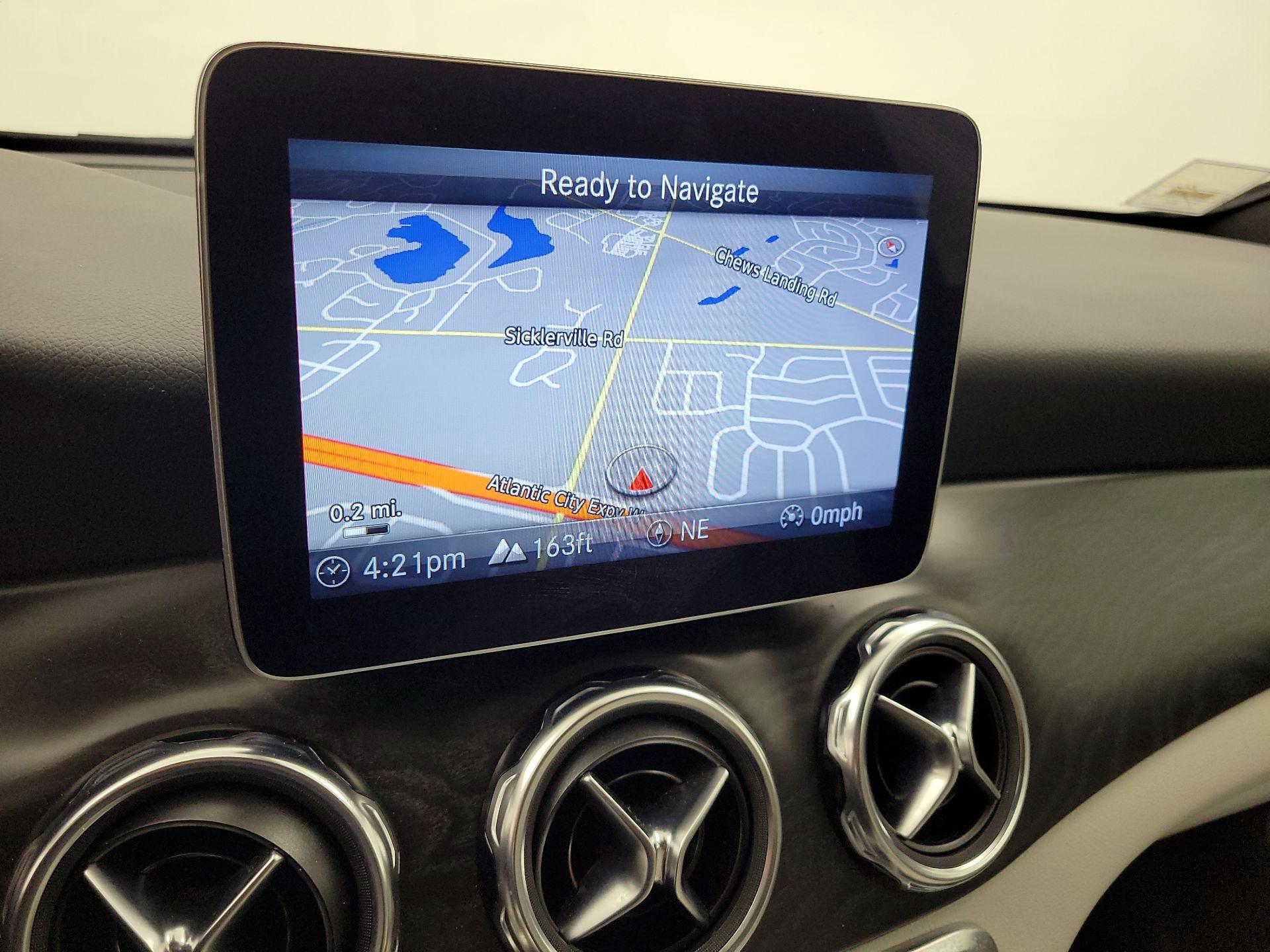 Thumbnail: 2018 Mercedes-Benz GLA - 14