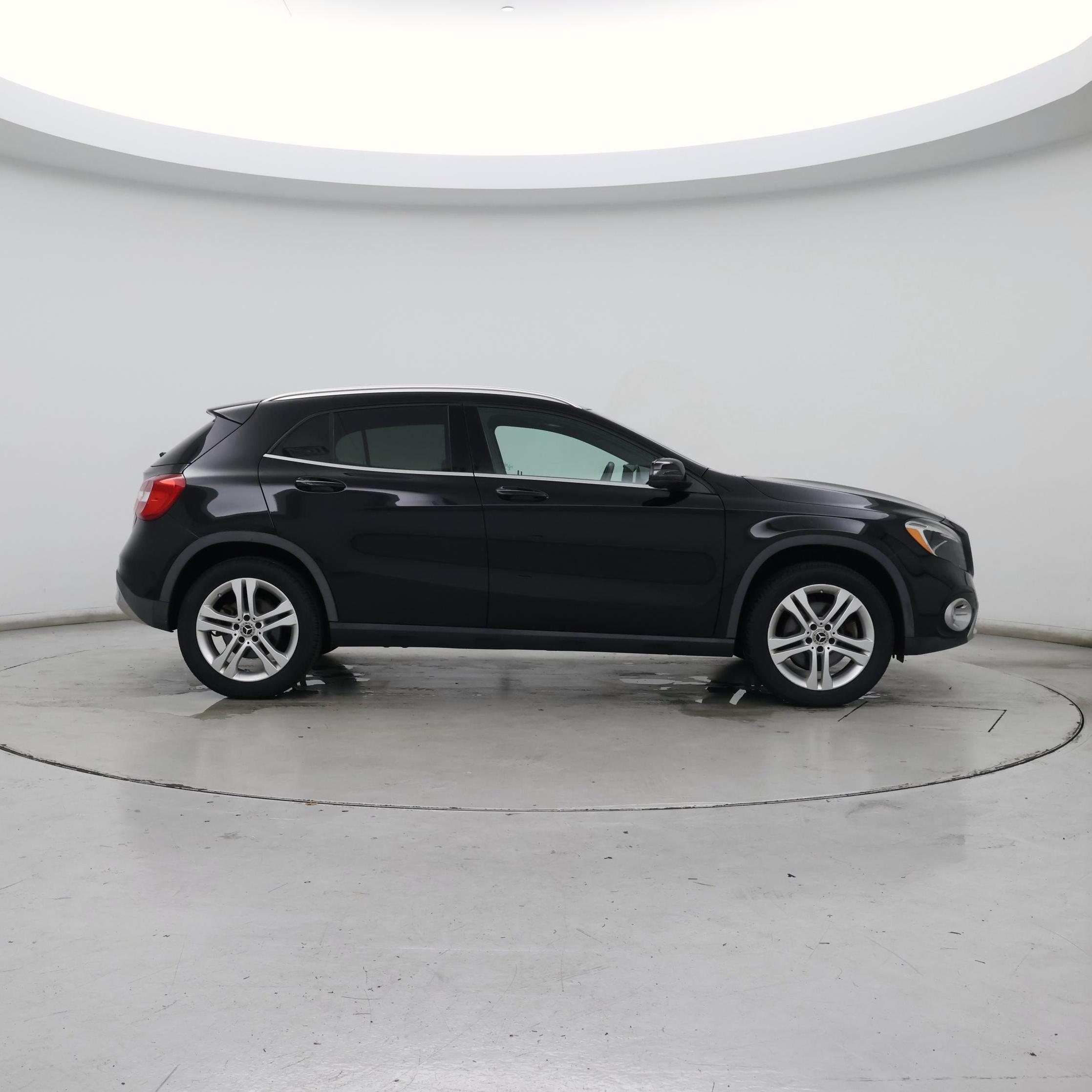 Thumbnail: 2018 Mercedes-Benz GLA - 7
