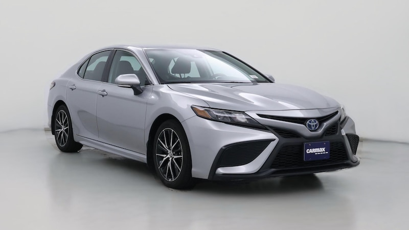 2024 Toyota Camry SE Hero Image