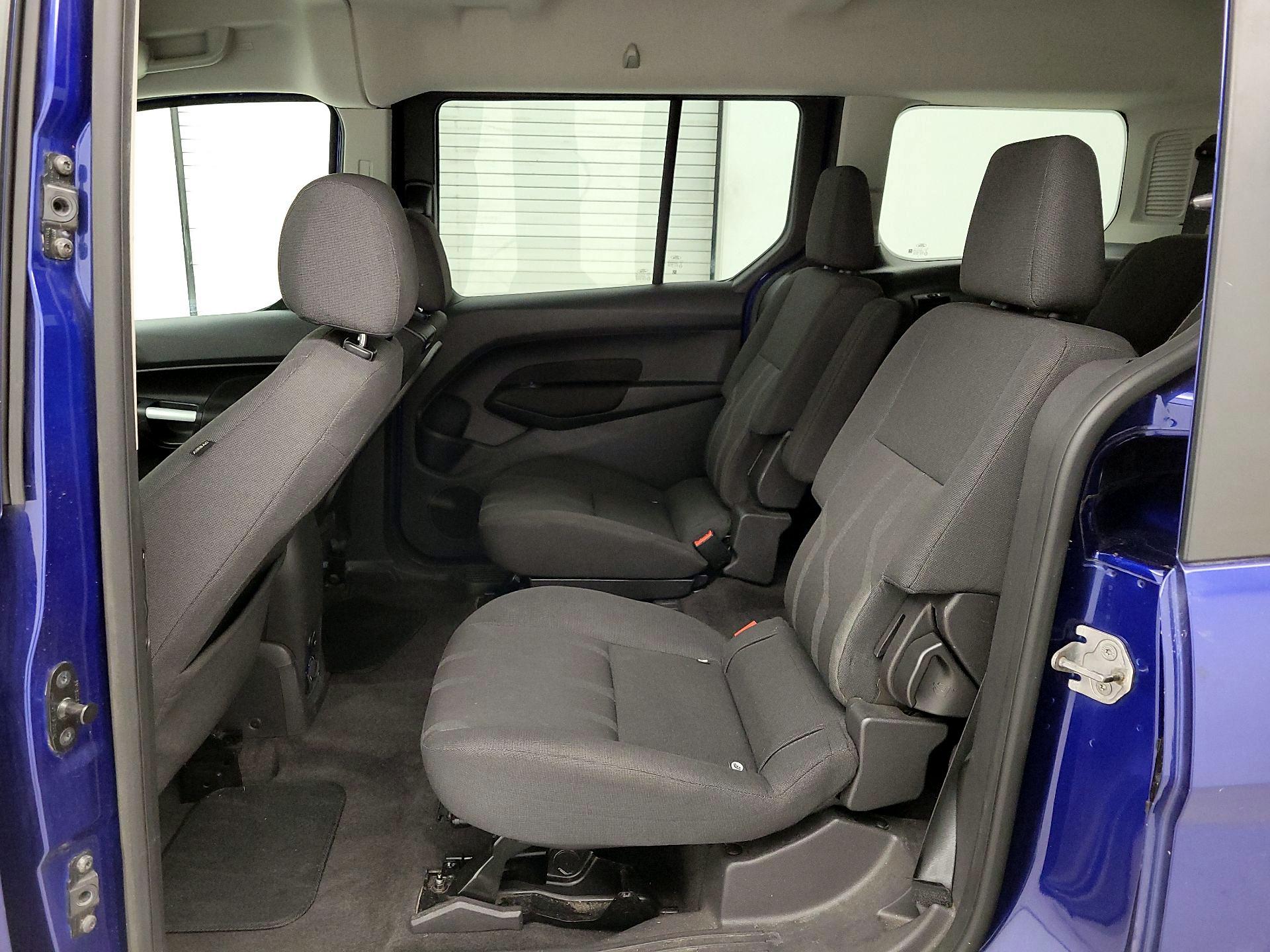 Thumbnail: 2016 Ford Transit Series - 18