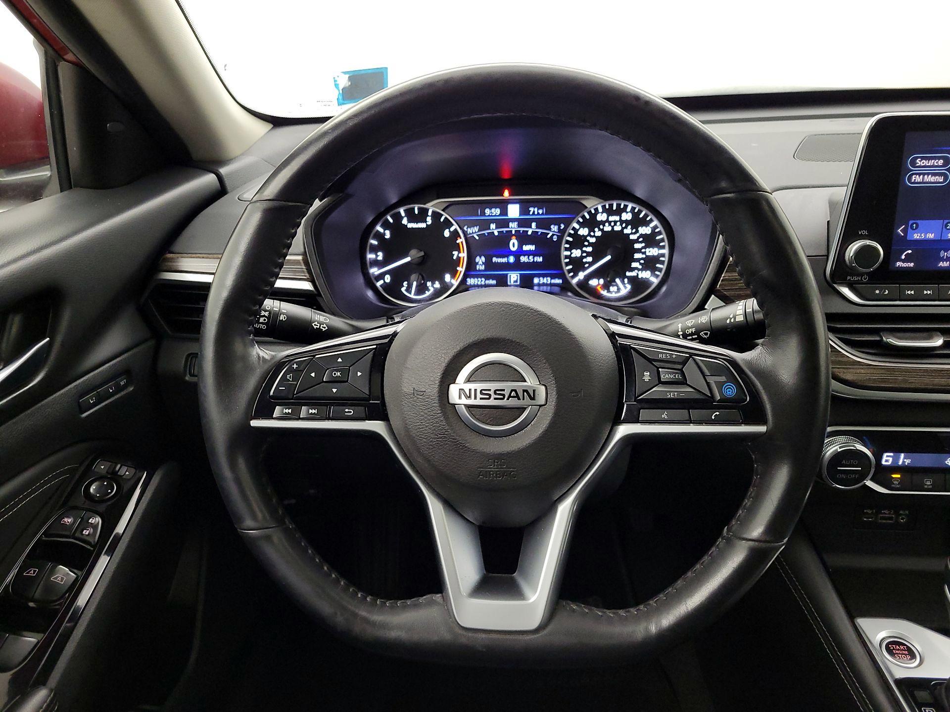 Thumbnail: 2021 Nissan Altima - 10