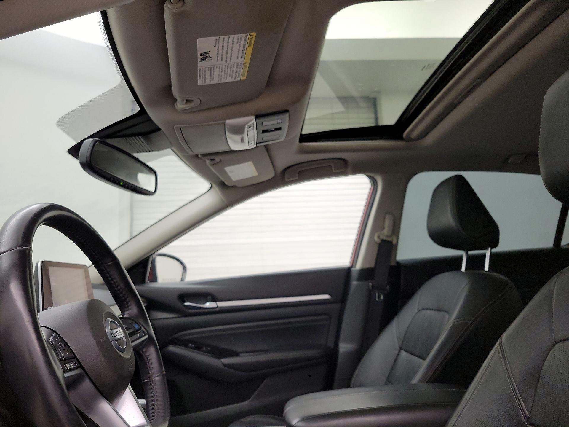 Thumbnail: 2021 Nissan Altima - 20