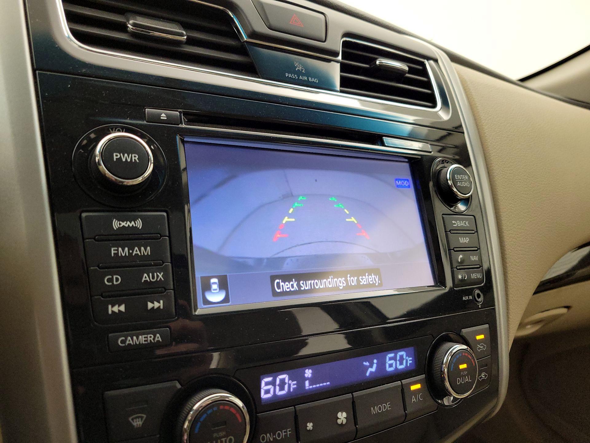 Thumbnail: 2013 Nissan Altima - 15