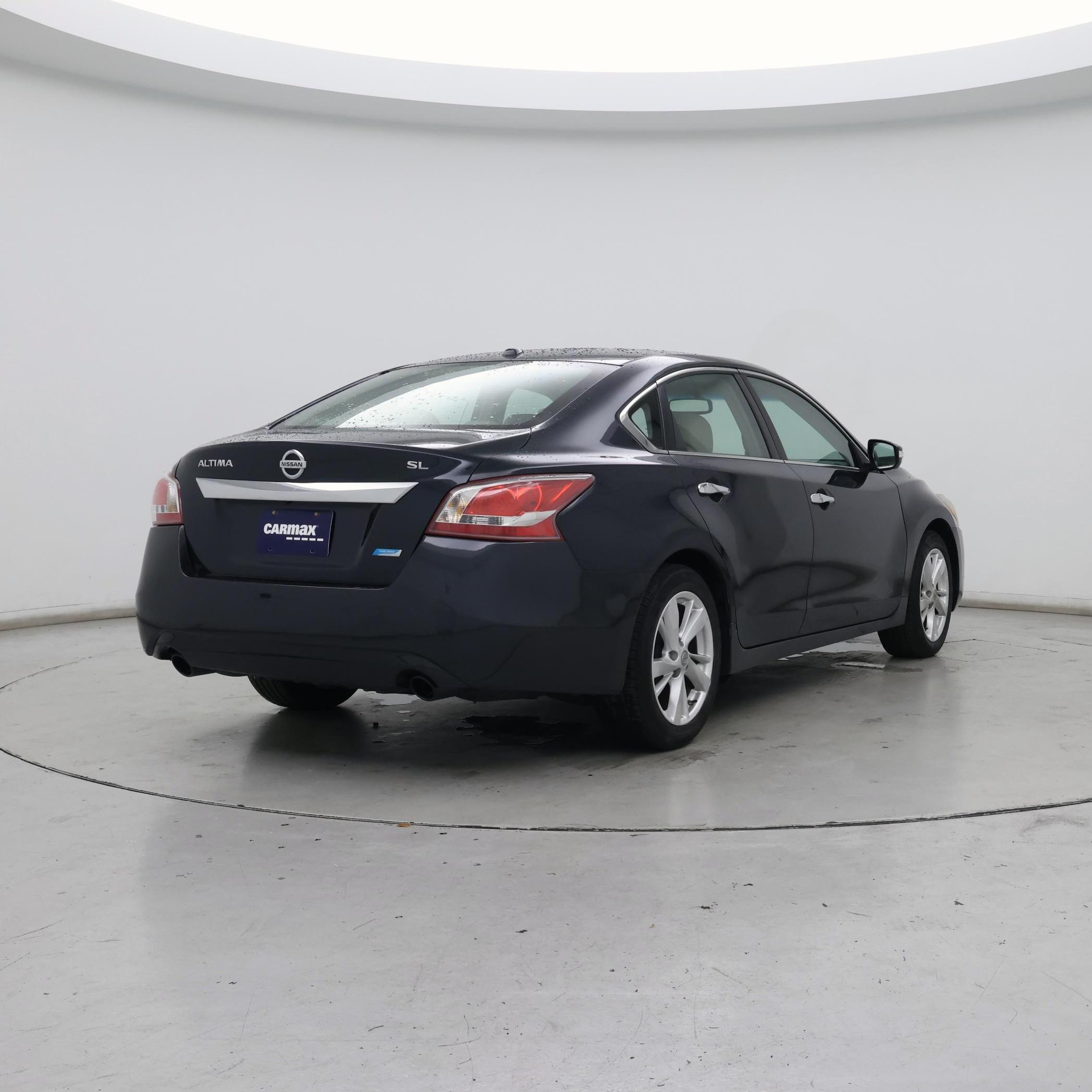 Thumbnail: 2013 Nissan Altima - 8