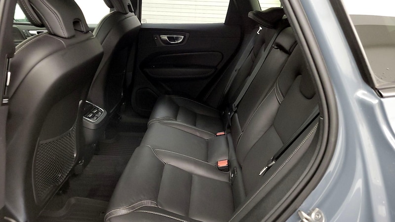 2023 Volvo XC60 B5 Ultimate 20