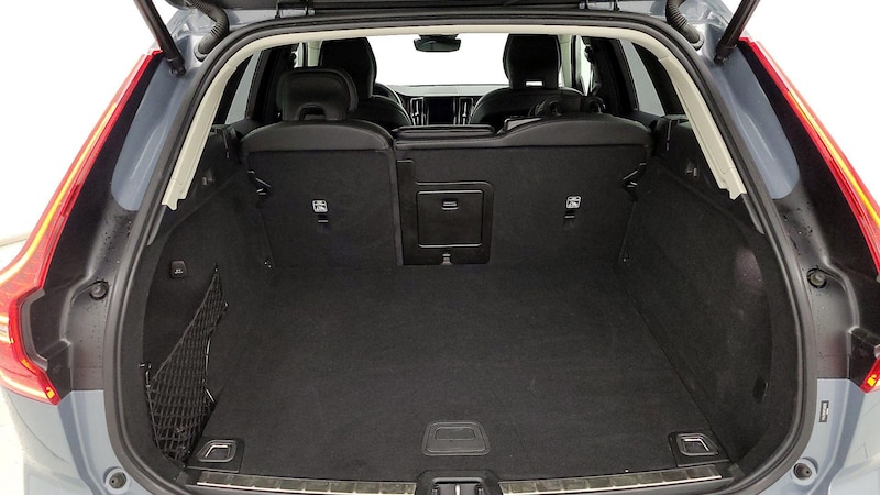 2023 Volvo XC60 B5 Ultimate 21