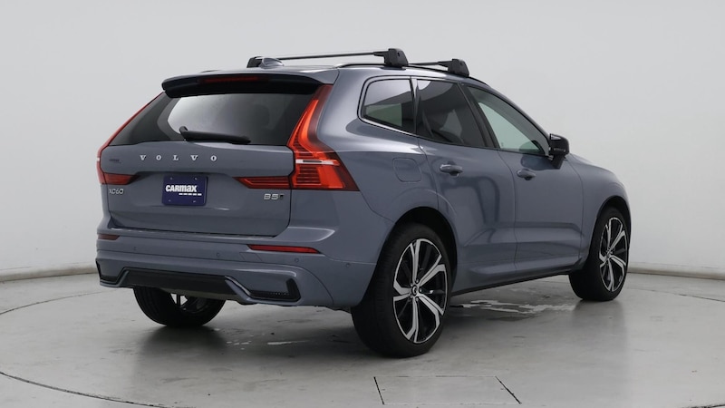 2023 Volvo XC60 B5 Ultimate 8