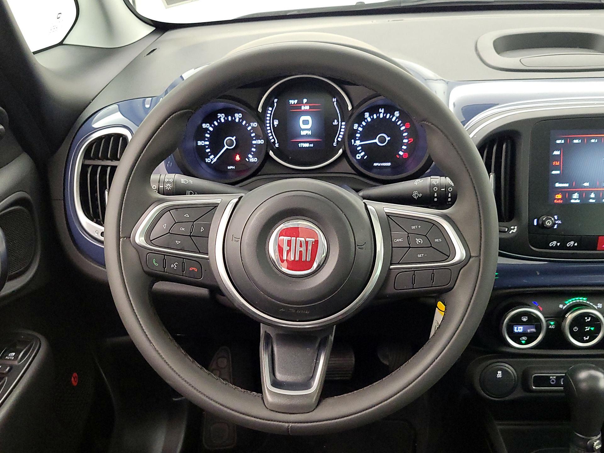 Thumbnail: 2019 Fiat 500L - 10