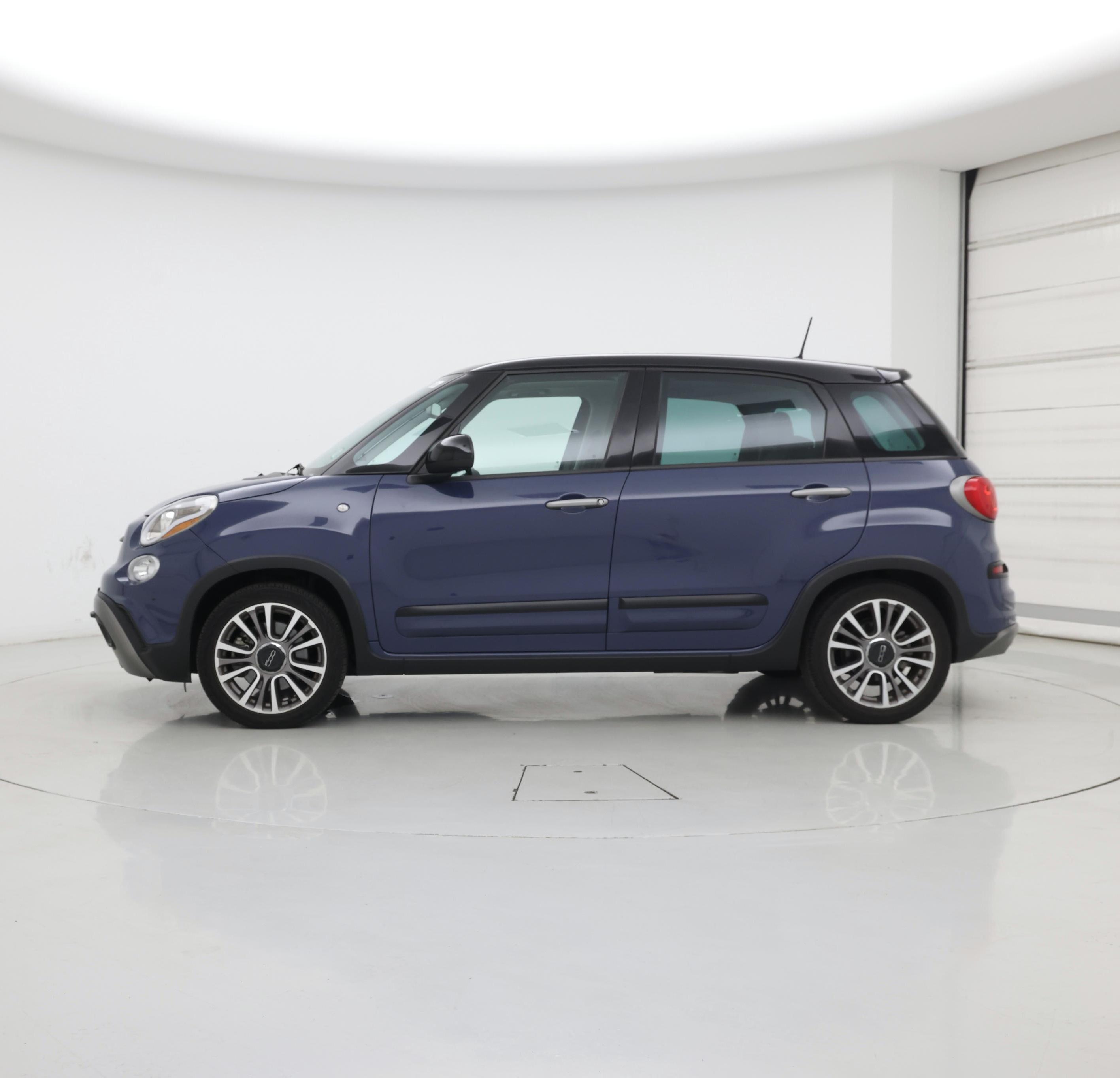 Thumbnail: 2019 Fiat 500L - 3