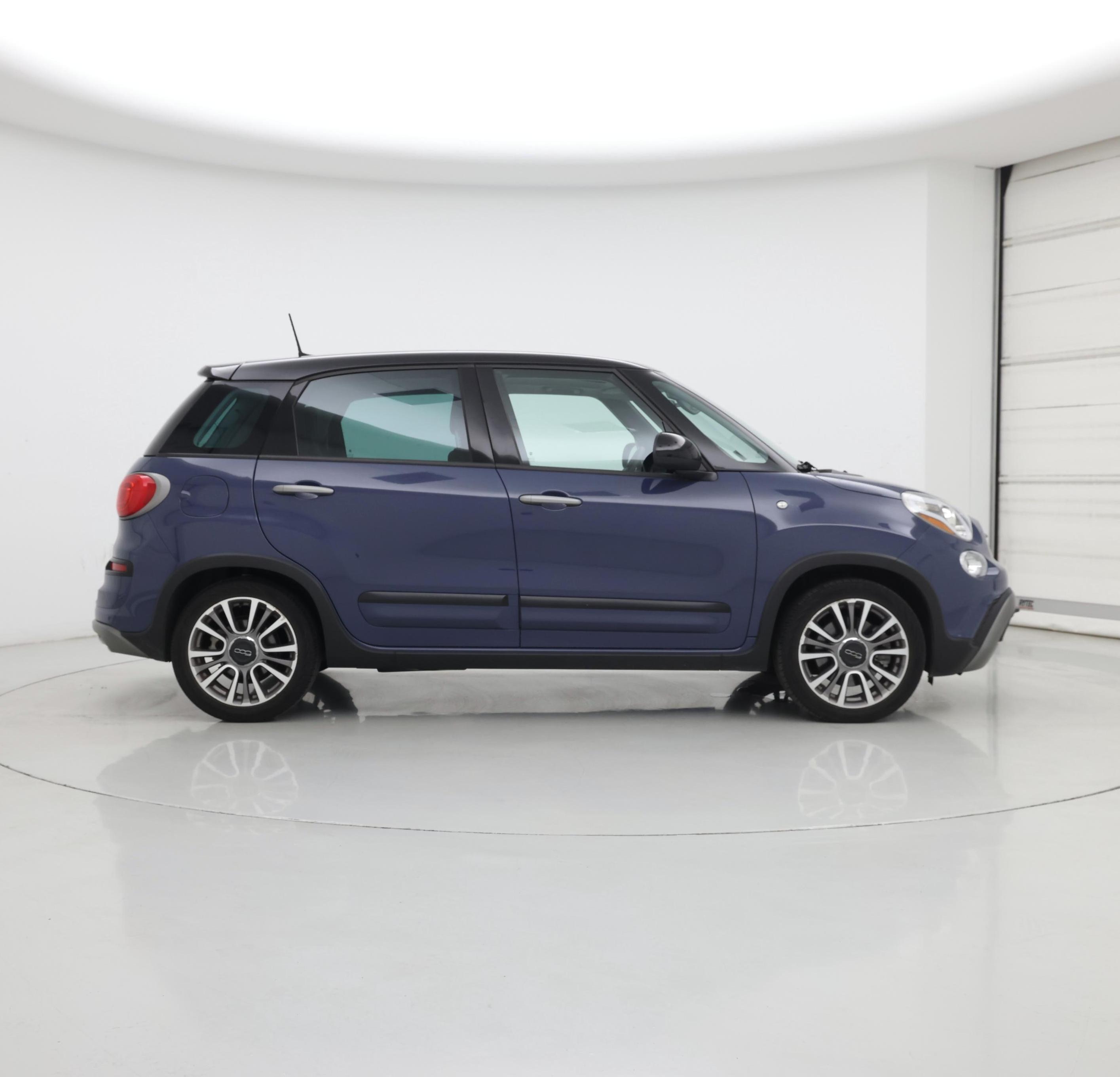 Thumbnail: 2019 Fiat 500L - 7